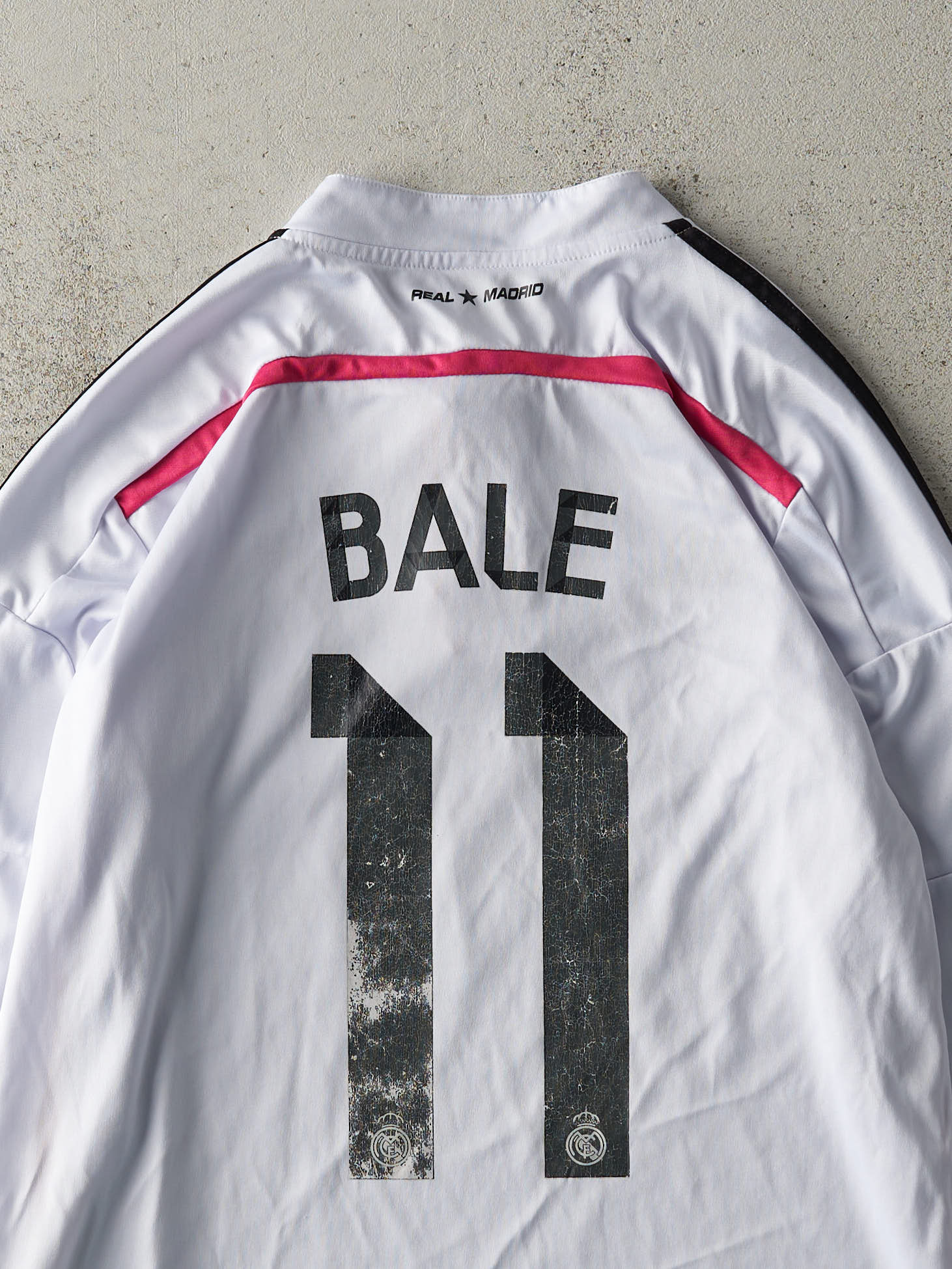 Vintage Y2K White Gareth Bale Real Madrid Long Sleeve Soccer Jersey (S)