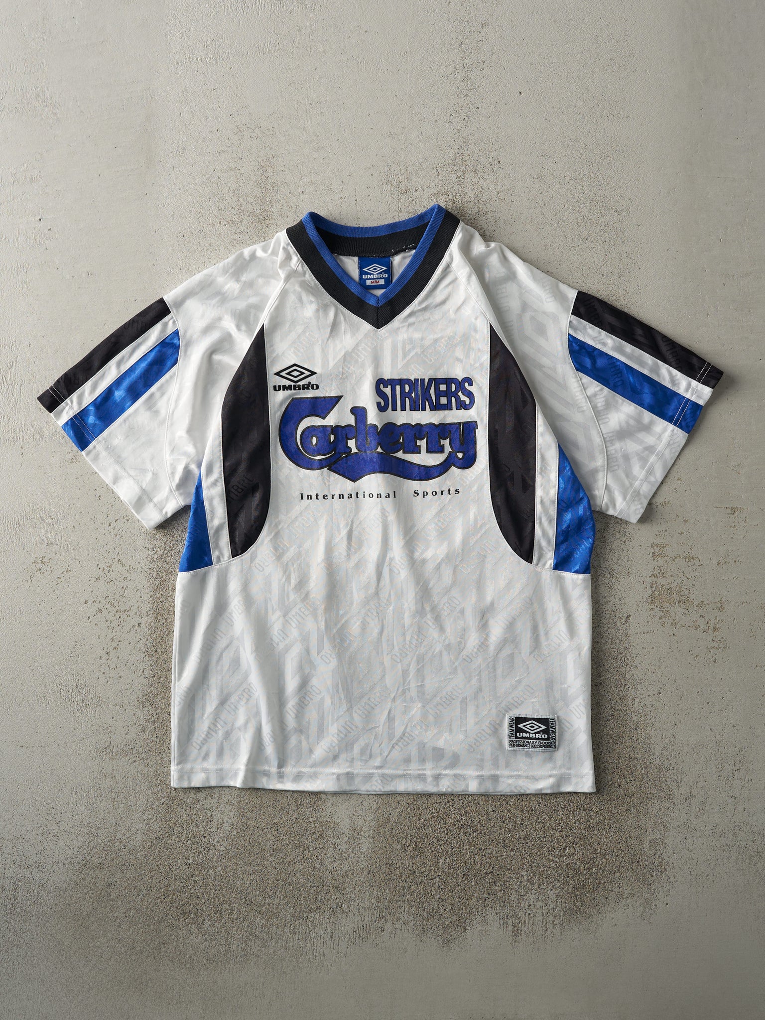 Vintage 90s White, Blue & Black Strikers Soccer Jersey (M)