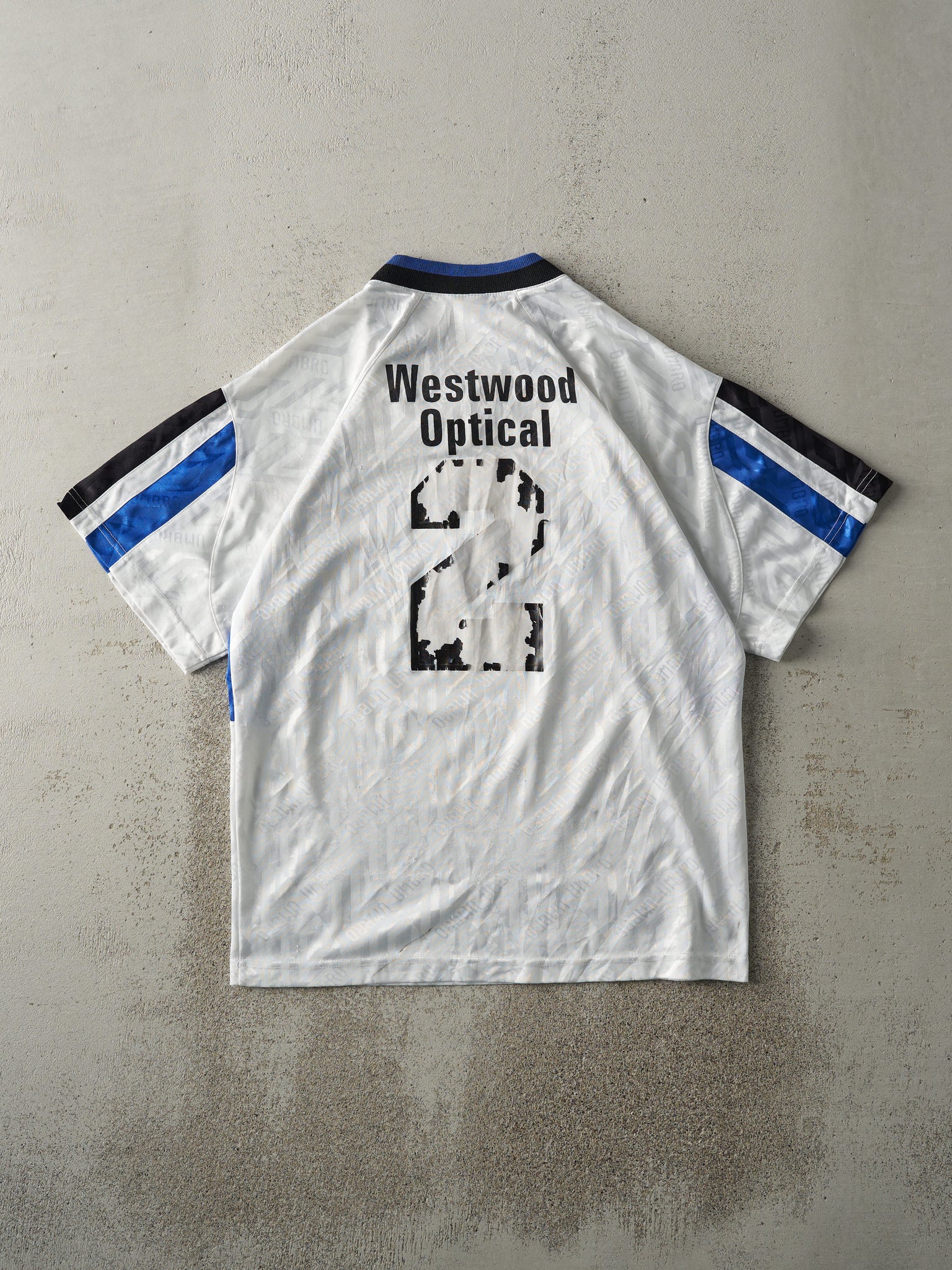 Vintage 90s White, Blue & Black Strikers Soccer Jersey (M)