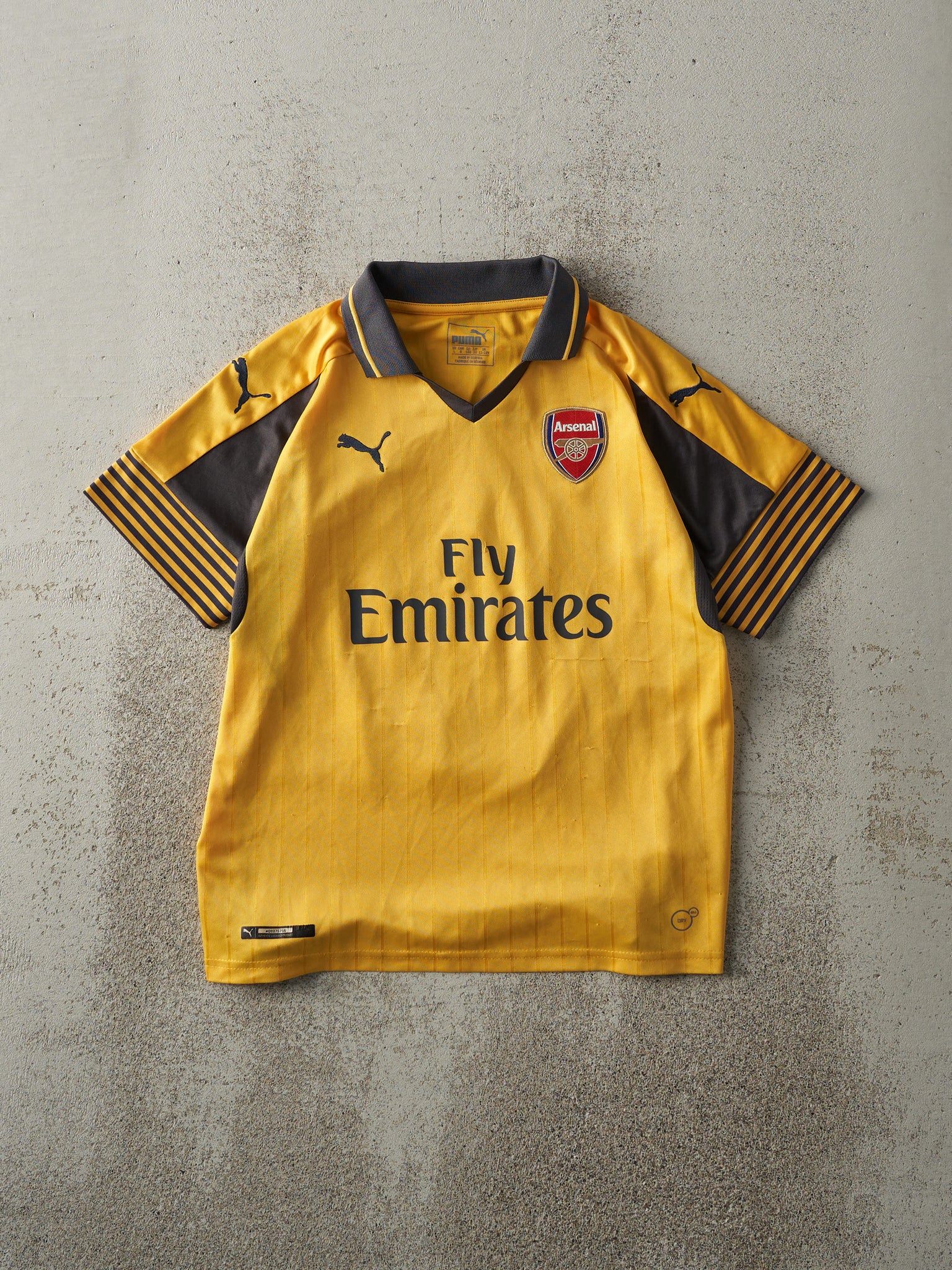 Vintage Y2K Yellow Puma Arsenal Héctor Bellerín Soccer Jersey (XS)