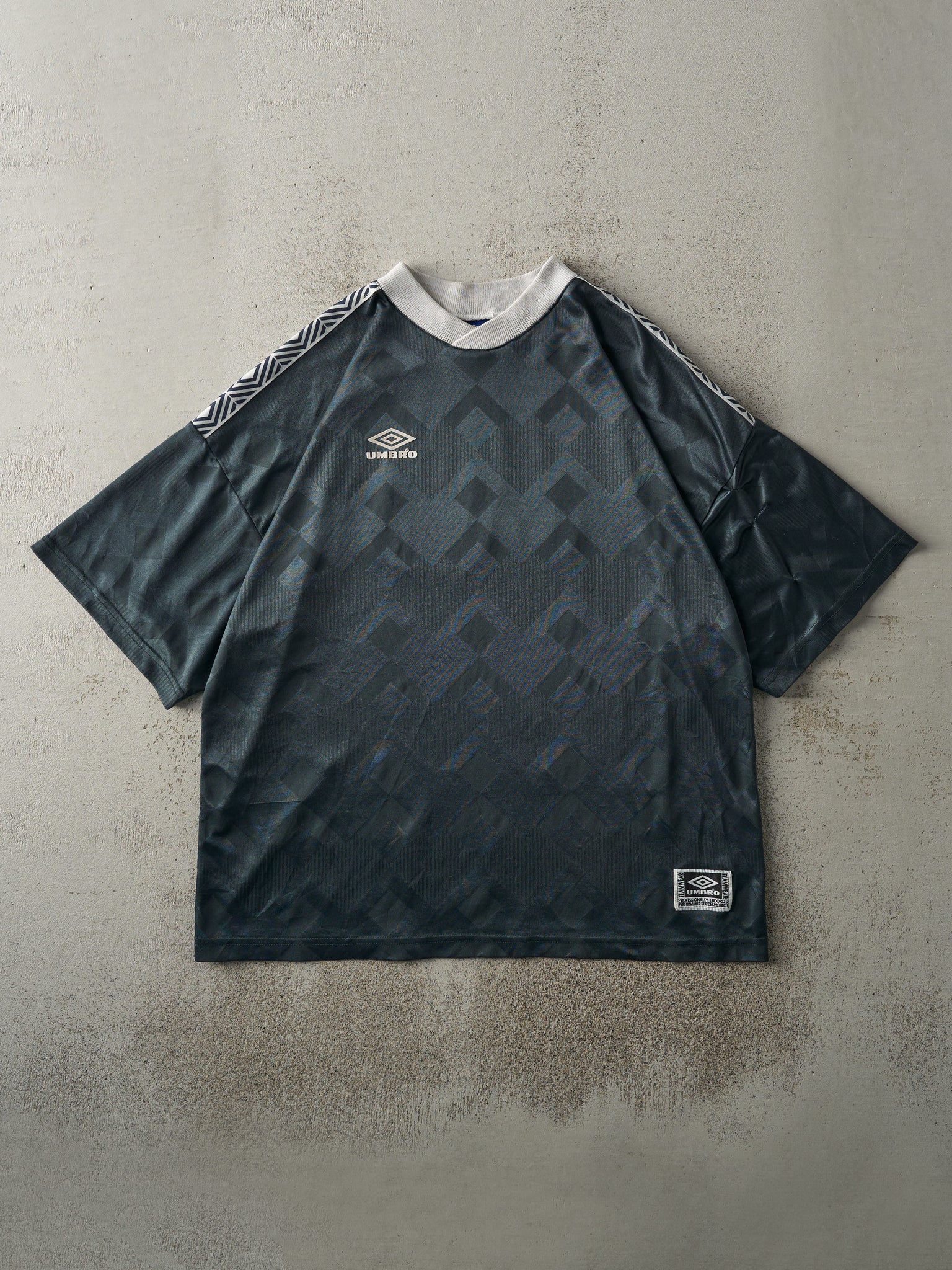 Vintage 90s Forest Green Umbro Soccer Jersey (L/XL)