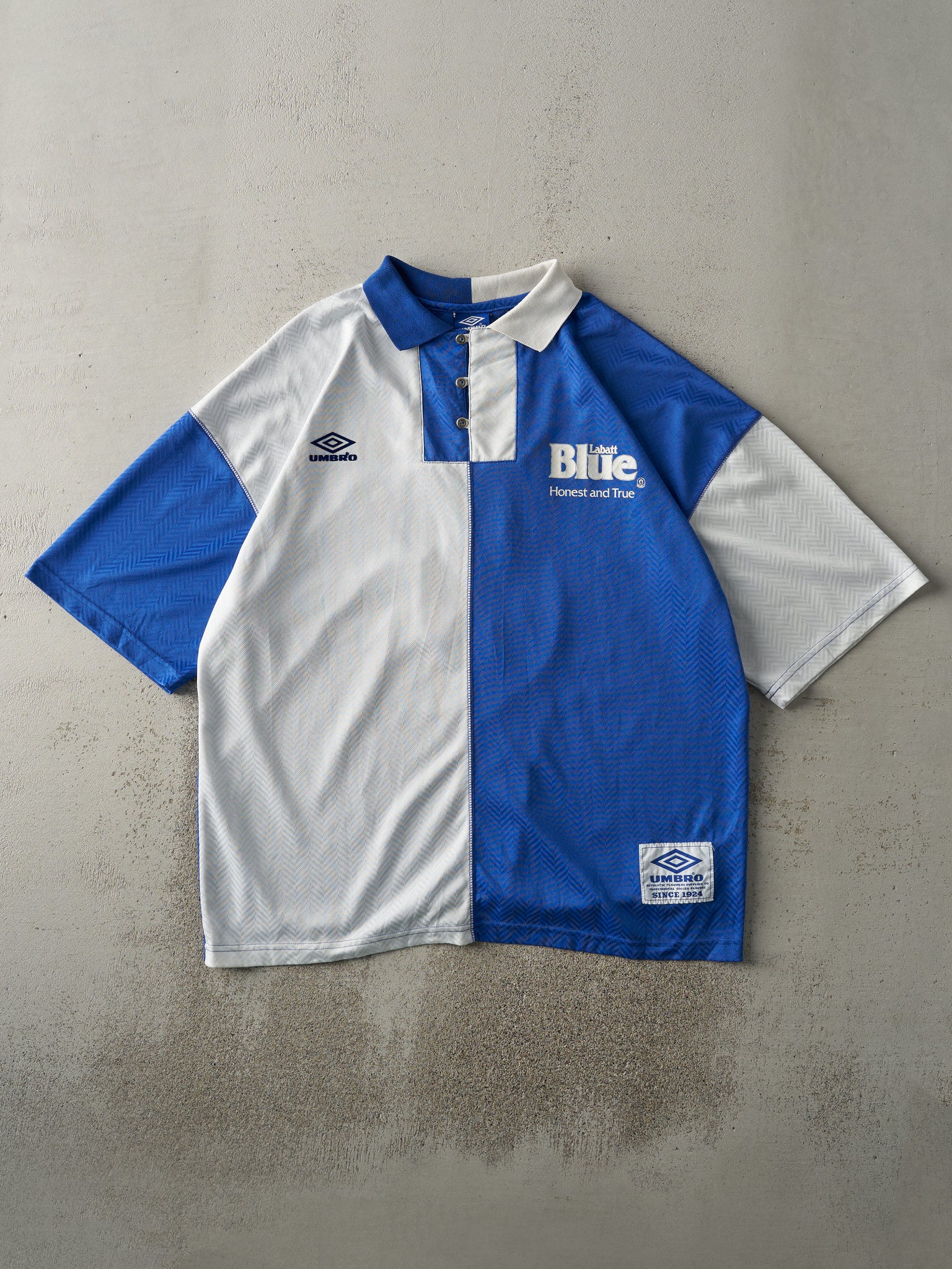 Vintage 90s Blue & White Umbro Labatt Blue Soccer Jersey (XL)