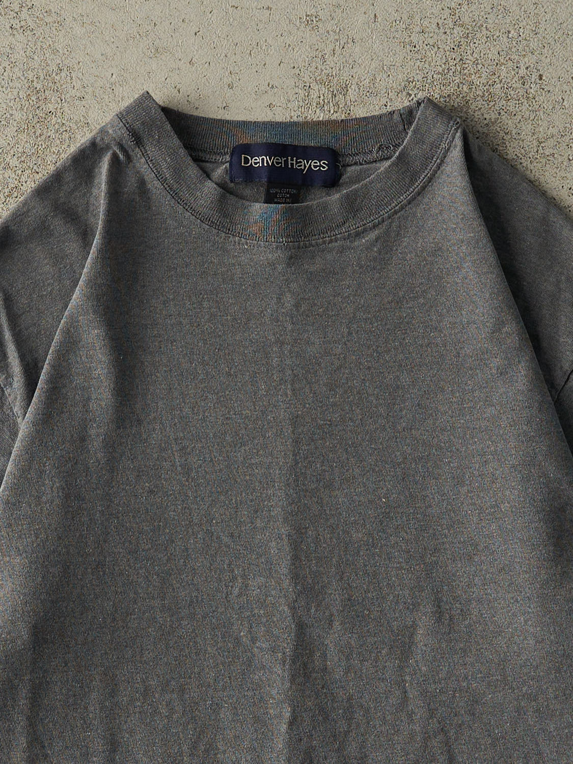 Vintage Y2K Charcoal Grey Denver Hayes Blank Tee (M/L)