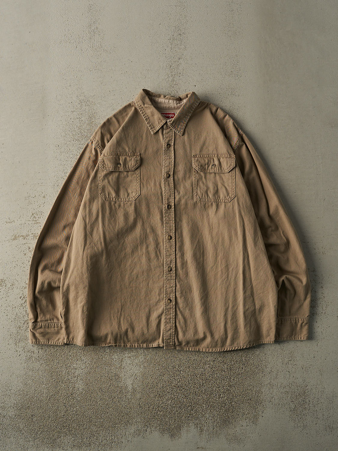 Vintage Y2K Beige Wrangler Long Sleeve Button Up (XL/XXL)