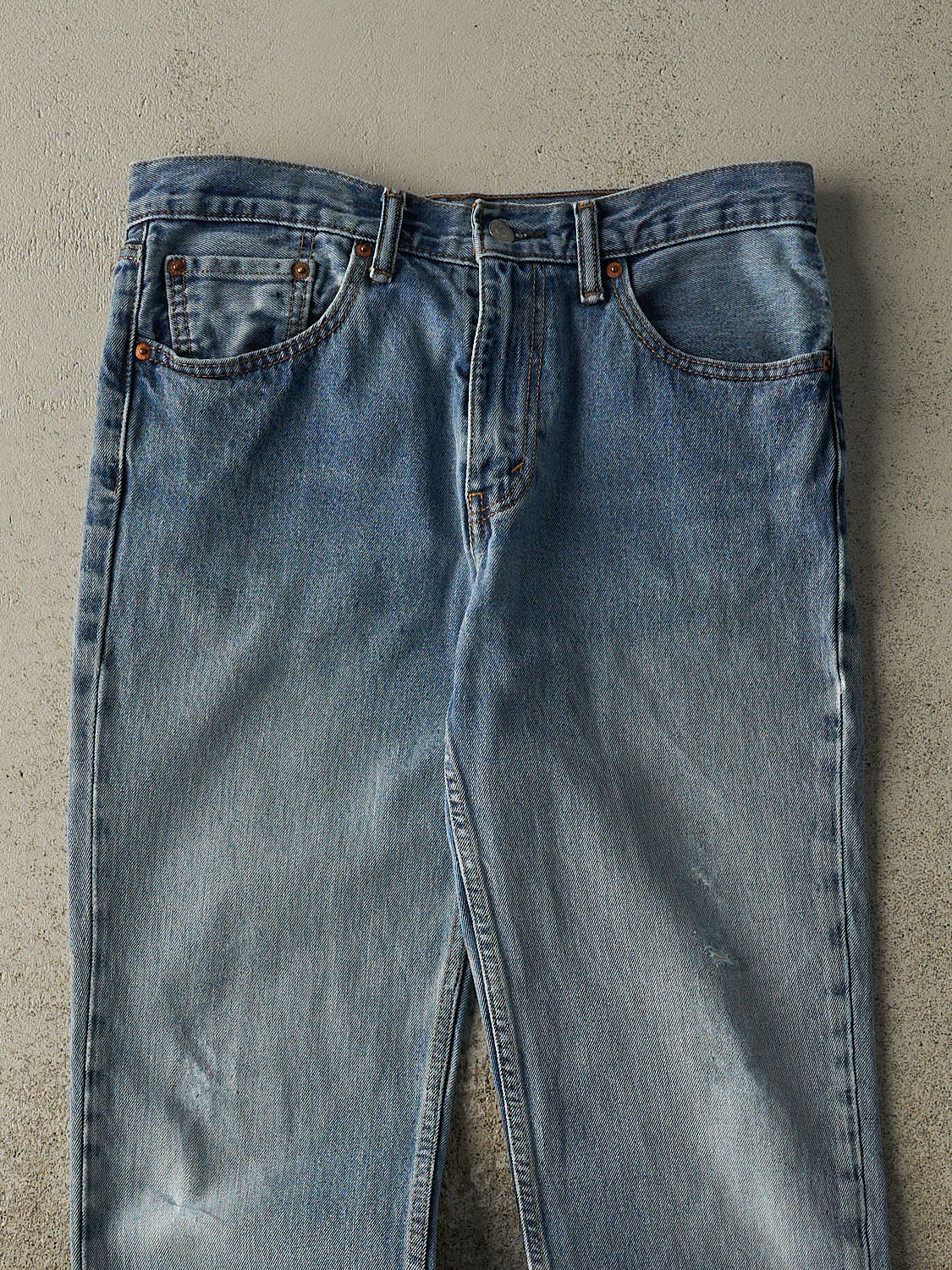 Vintage Y2K Mid Wash Levi's 516 Jeans (32x29.5)