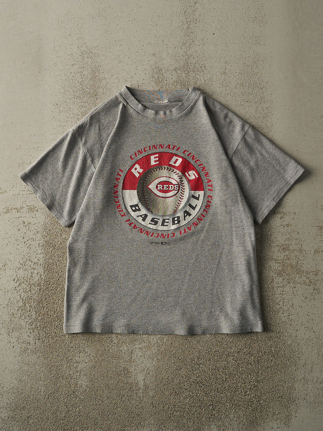 Vintage 00' Grey Cincinnati Reds Thermal Tee (S/M)