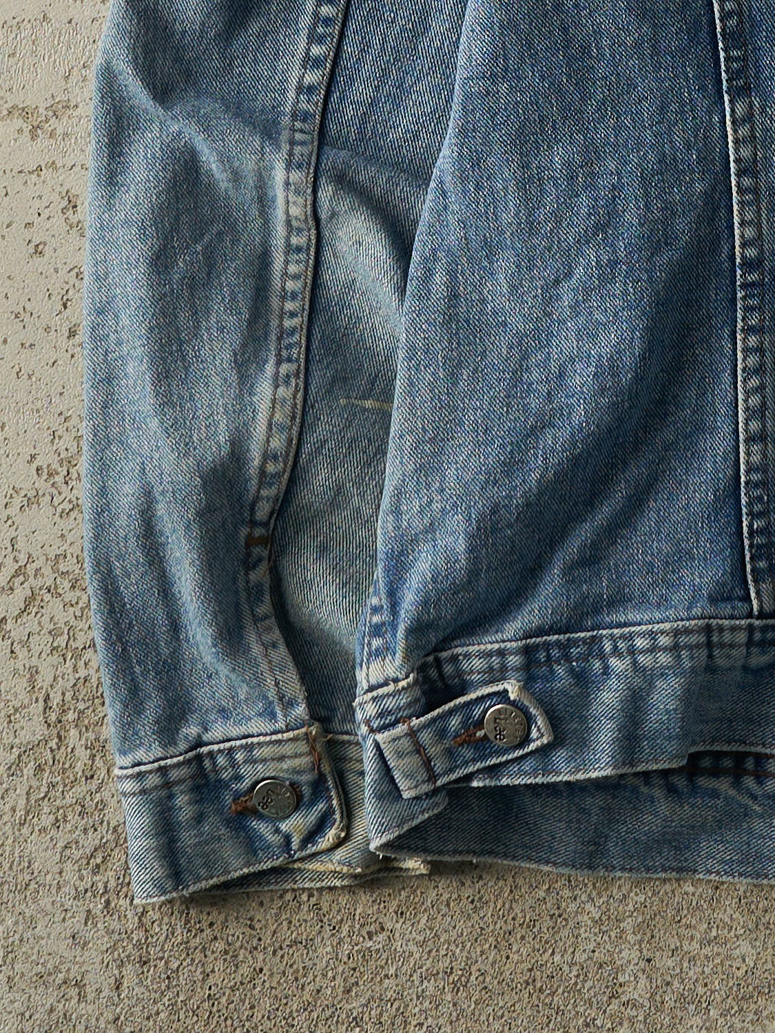 Vintage 90s Mid Wash Lee Riveted Jean Jacket (XL) – Rebalance Vintage