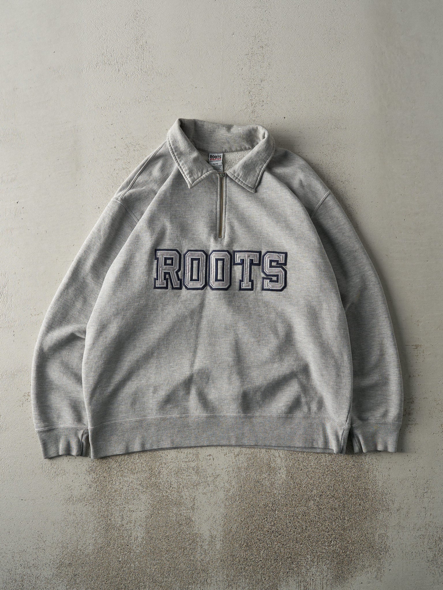 Vintage Y2K Grey Roots Quarter Zip Sweatshirt (L/XL)