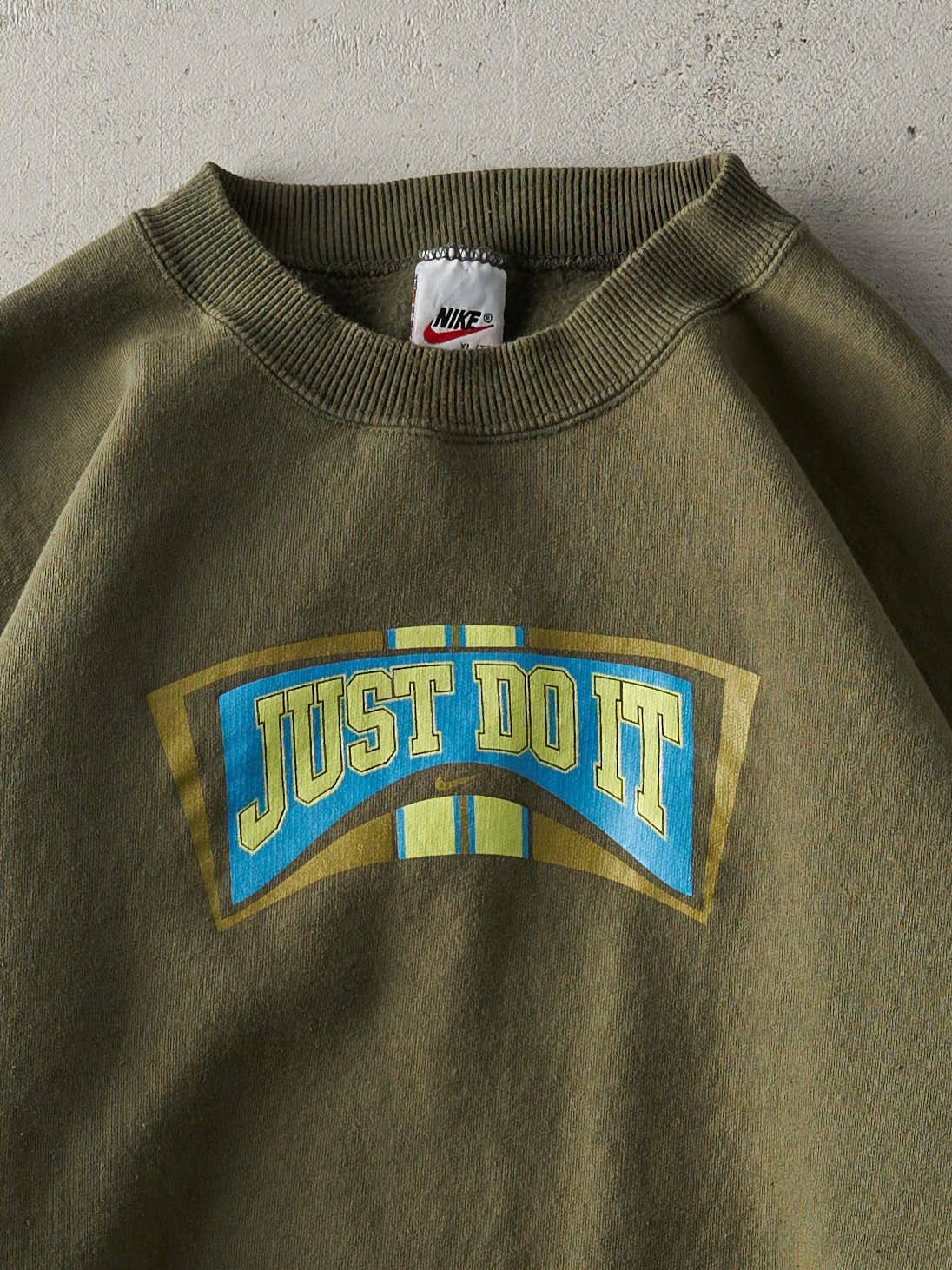 Vintage 90s Army Green Nike Just Do It Crewneck (L)