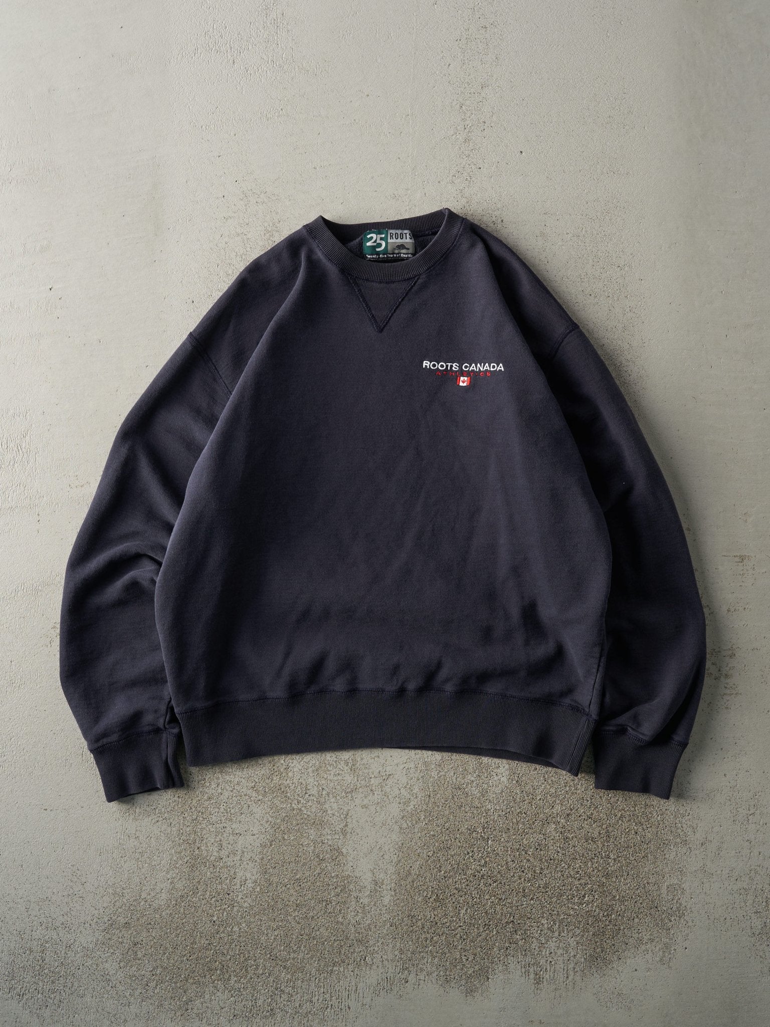 Vintage 90s Navy Blue Roots Crewneck (L)