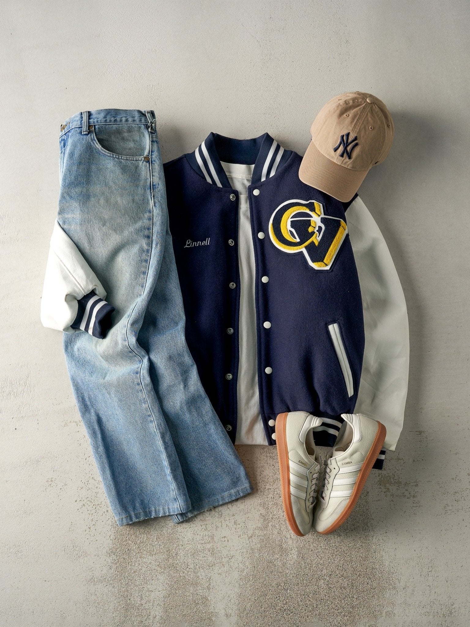 Vintage 90s Navy Blue & White Wool & Leather Varsity Jacket (L)