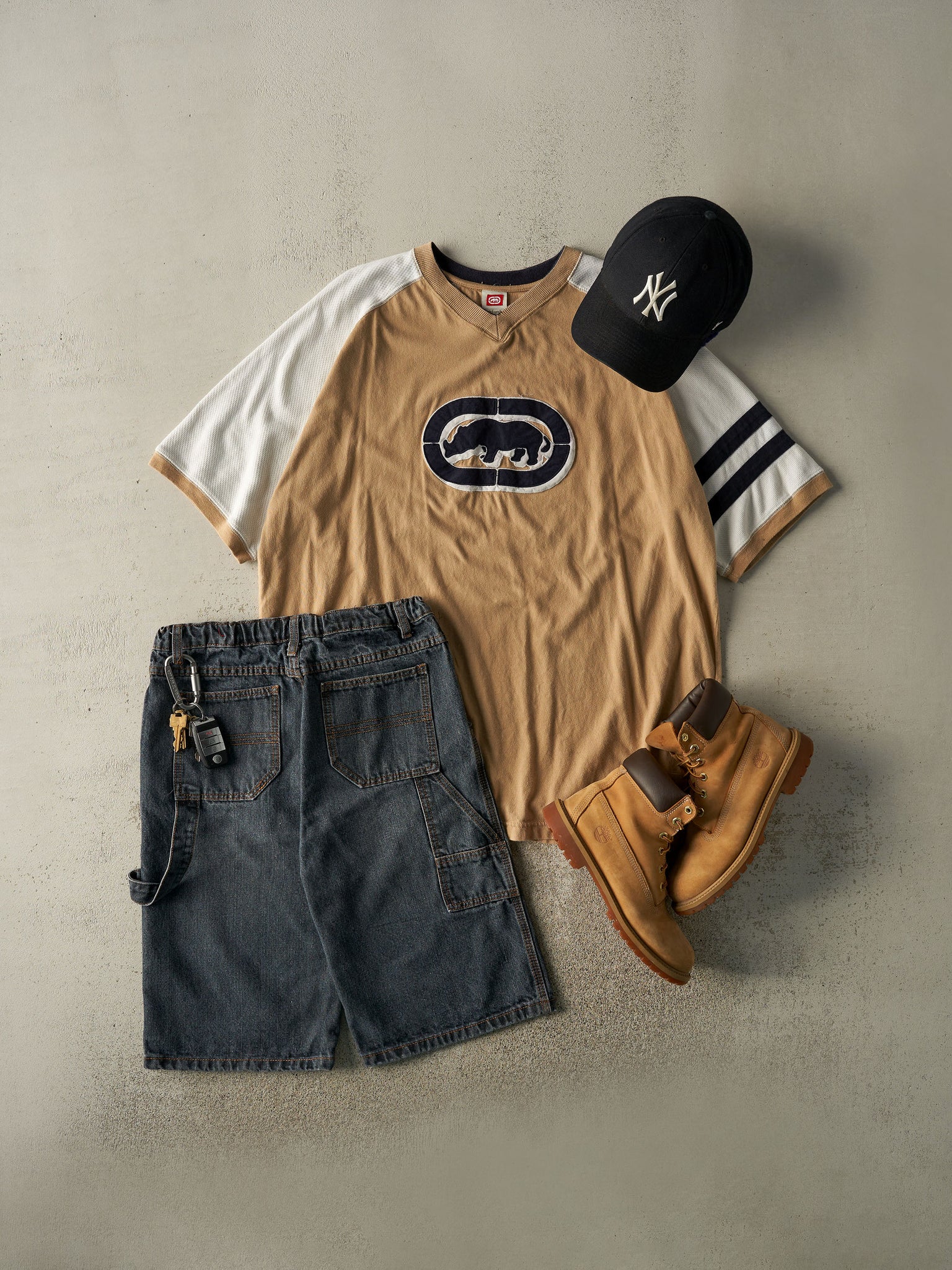 Vintage Y2K Beige & White Ecko Embroidered Tee (XXL)