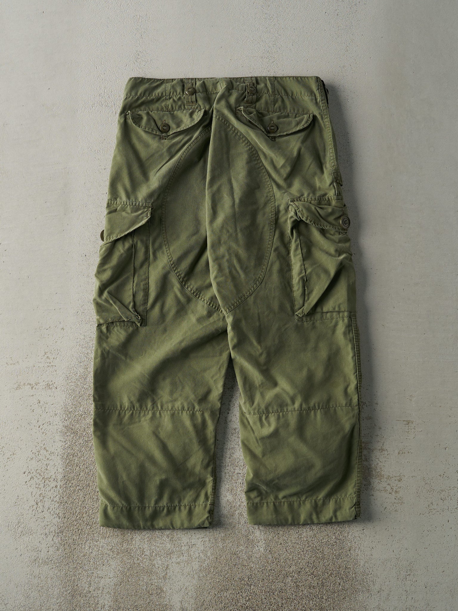 Vintage 90s Army Green Military Parachute Pants (34x26.5)