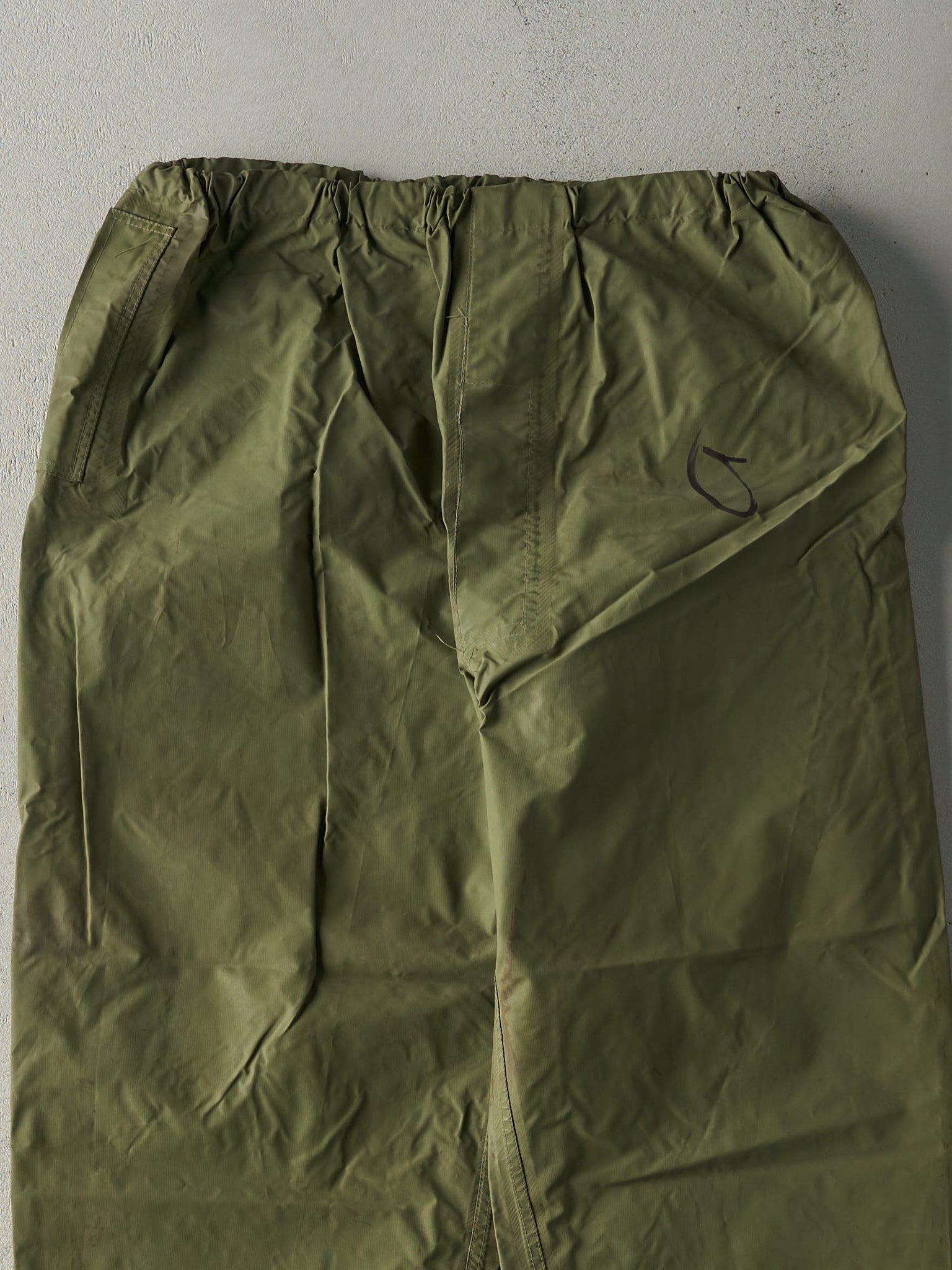 Vintage 95' Green Army Rain Pants (33x29)