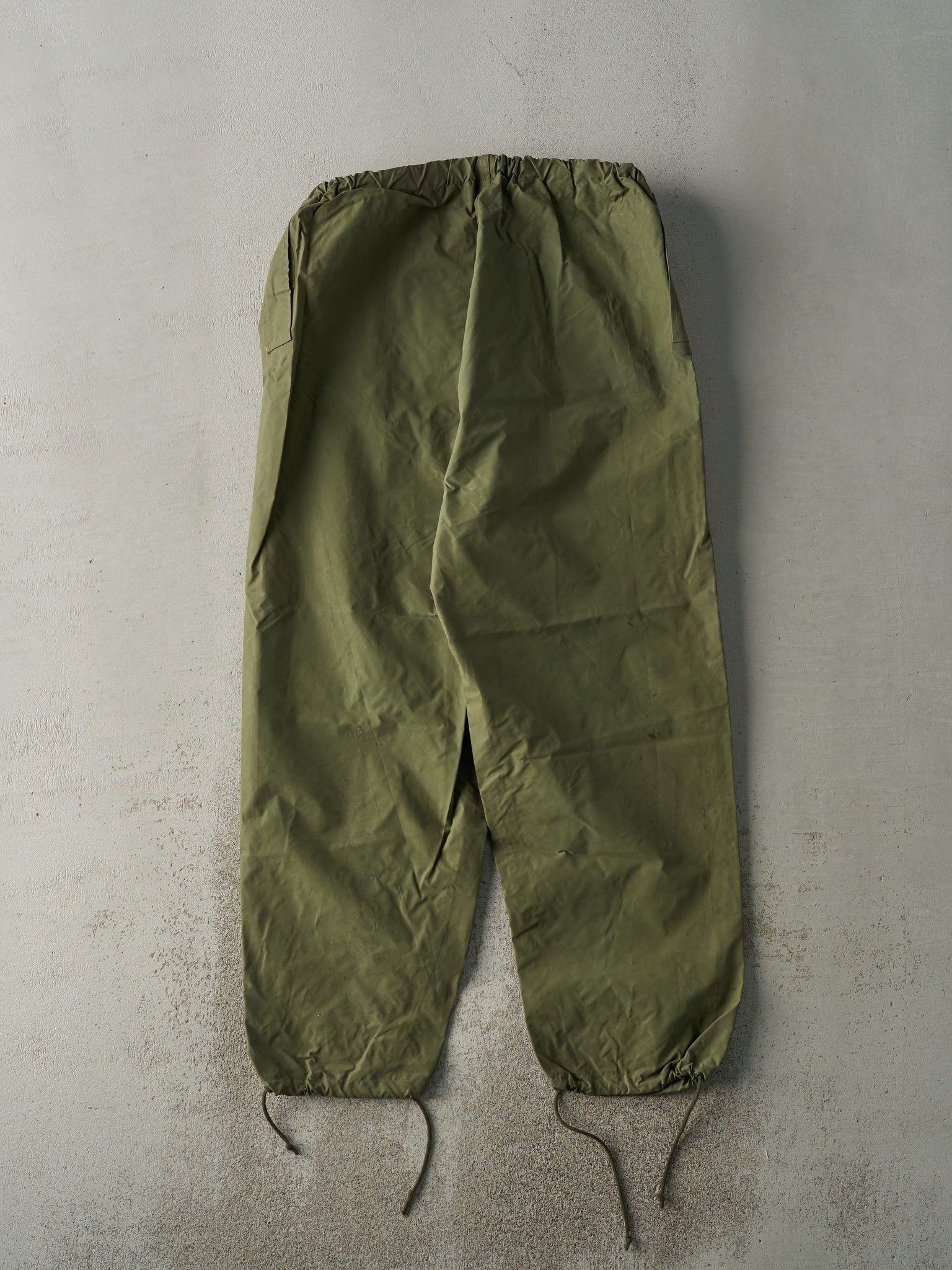 Vintage 95' Green Army Rain Pants (33x29)