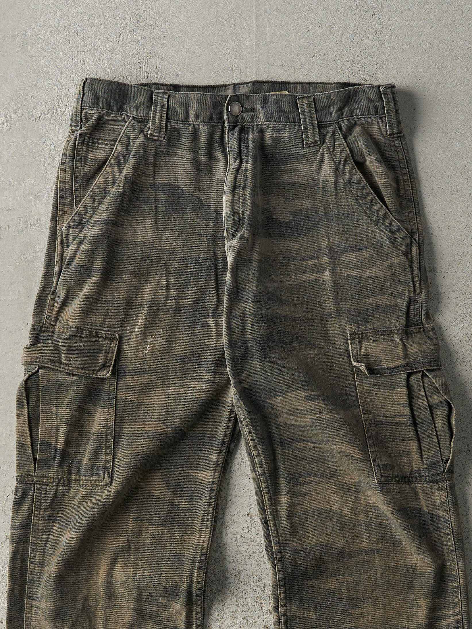 Vintage Y2K Camo Work King Cargo Pants (31x29.5)