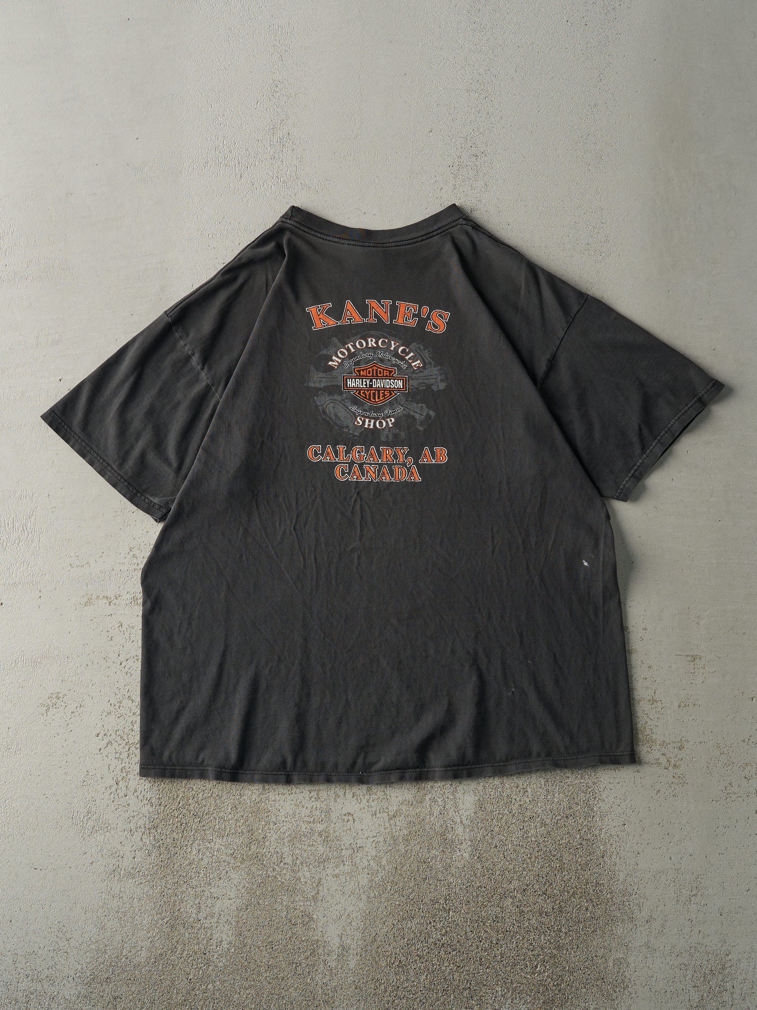 Vintage 01' Faded Black Calgary Alberta Harley Davidson Tee (L)