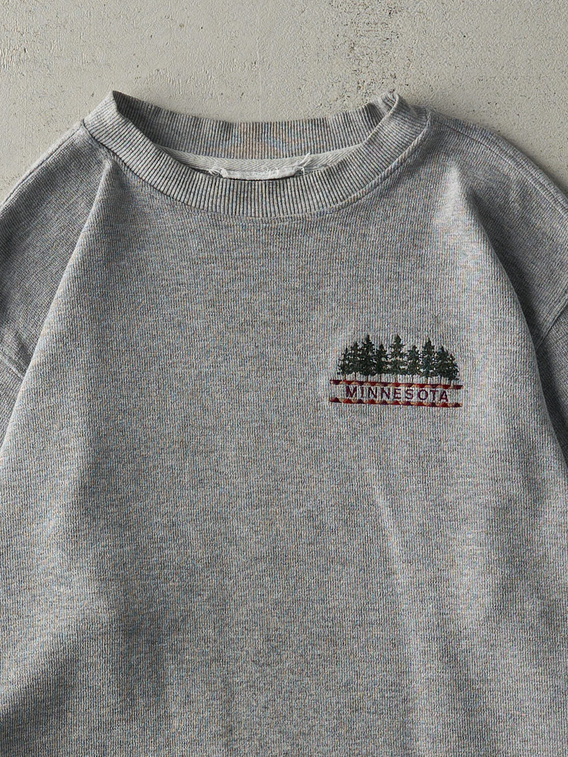 Vintage Y2K Grey Embroidered Minnesota Thermal Long Sleeve (L)