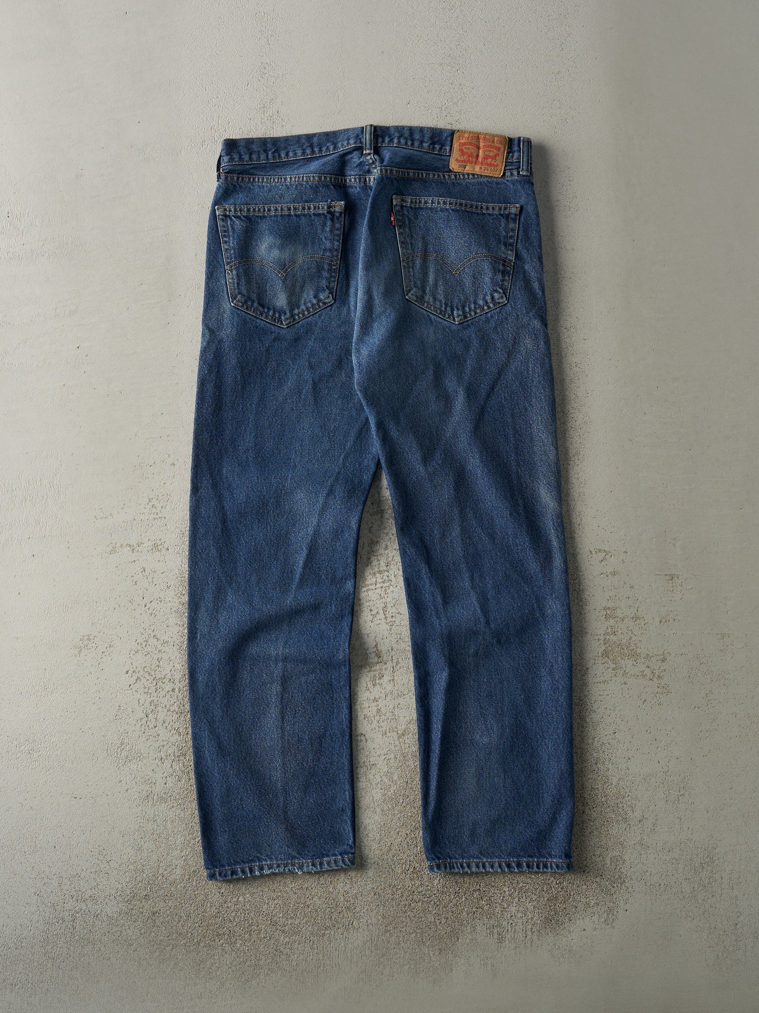 Vintage Y2K Dark Wash Levi's 505 Jeans (36x30.5)