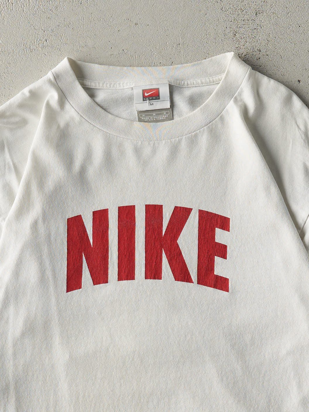 Vintage Y2K White Nike Long Sleeve (M)