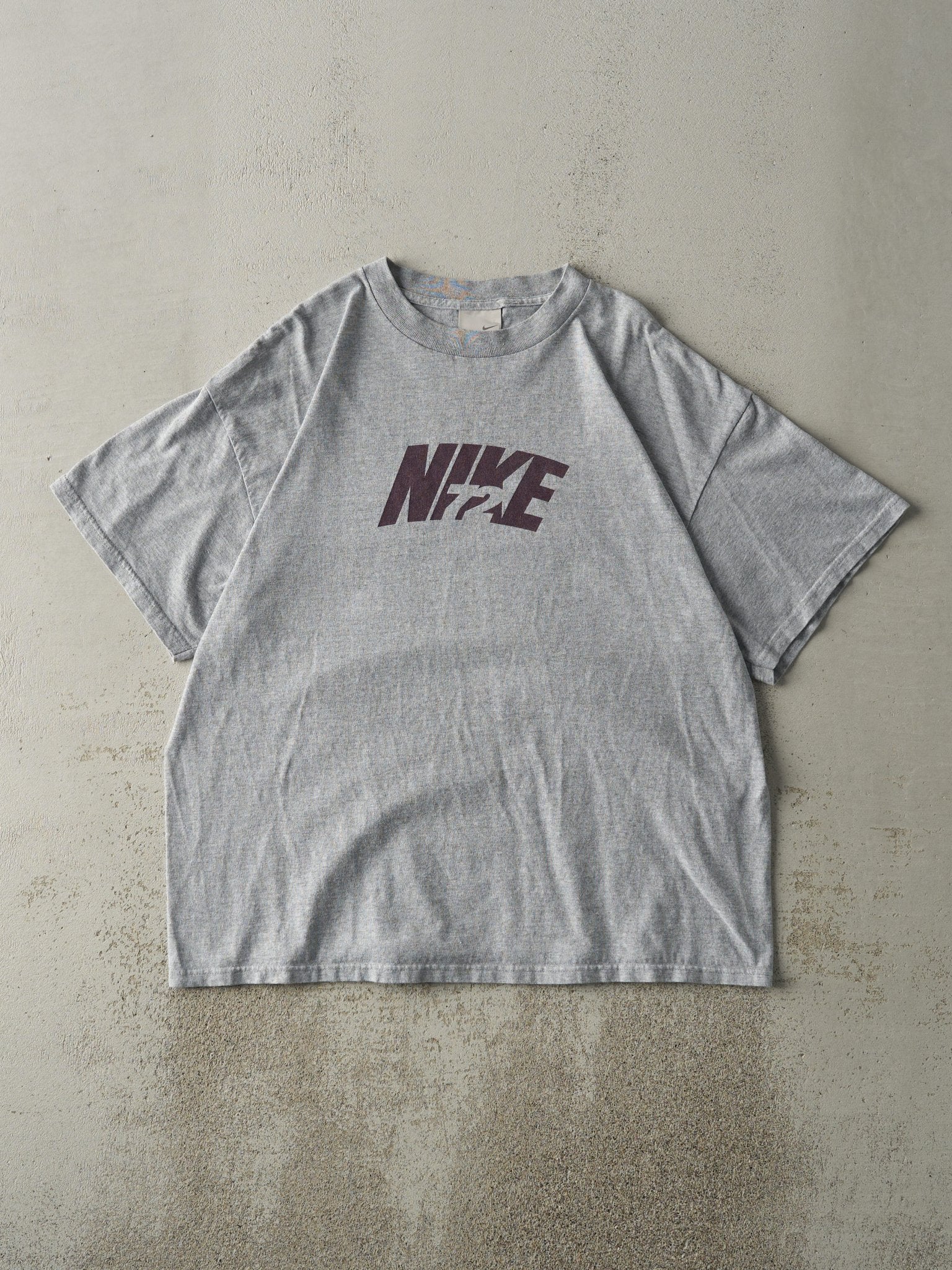 Vintage Y2K Grey Nike 72 Logo Tee (L)