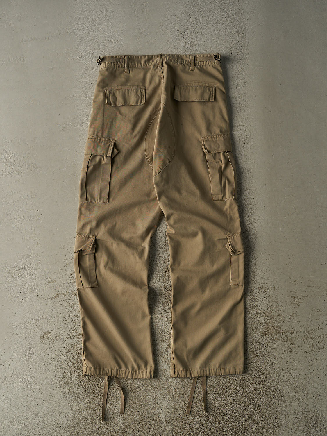 Vintage 90s Beige Military Cargo Pants (34x32.5)