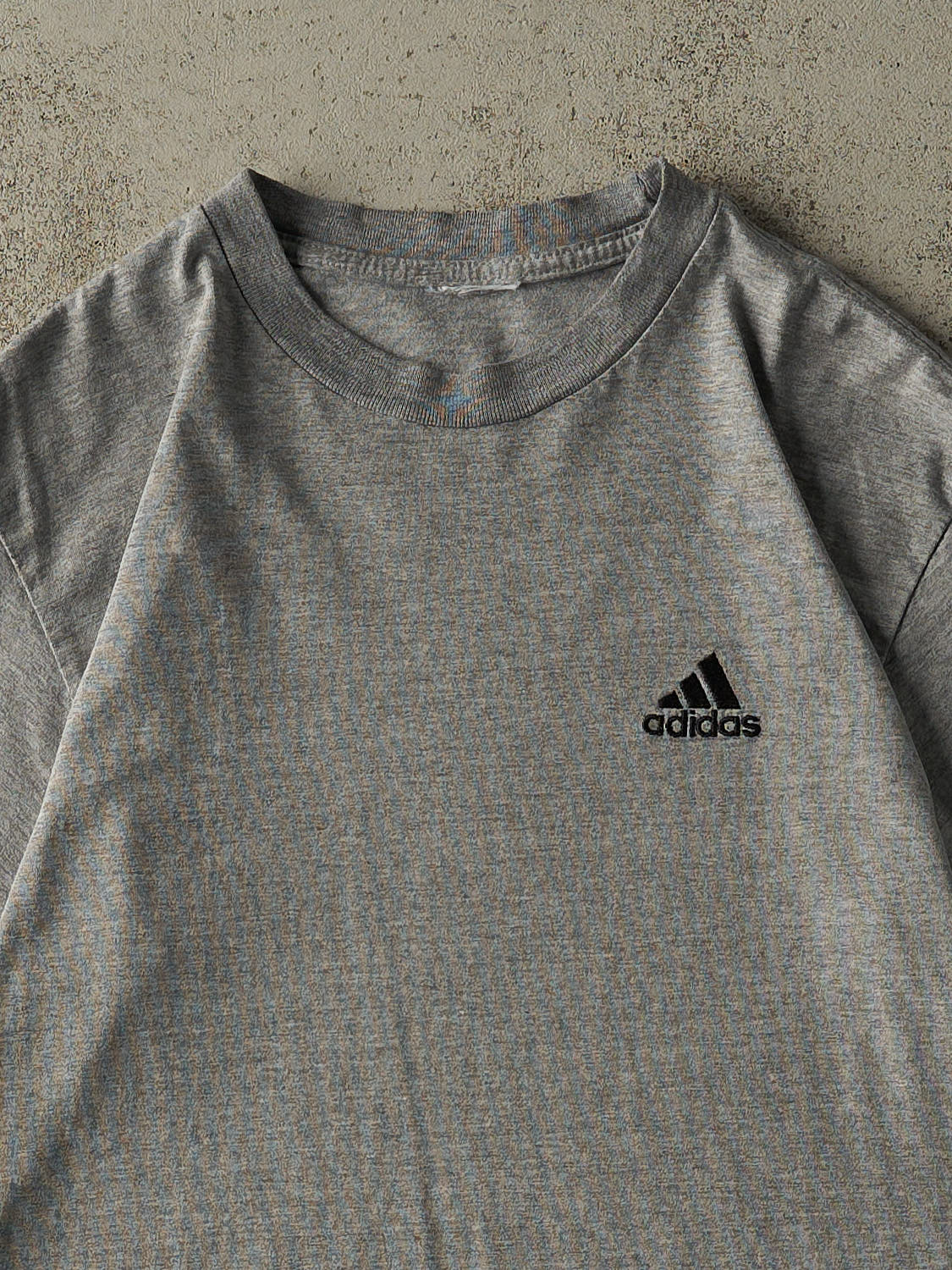 Vintage 90s Grey Adidas Embroidered Logo Tee (M/L)
