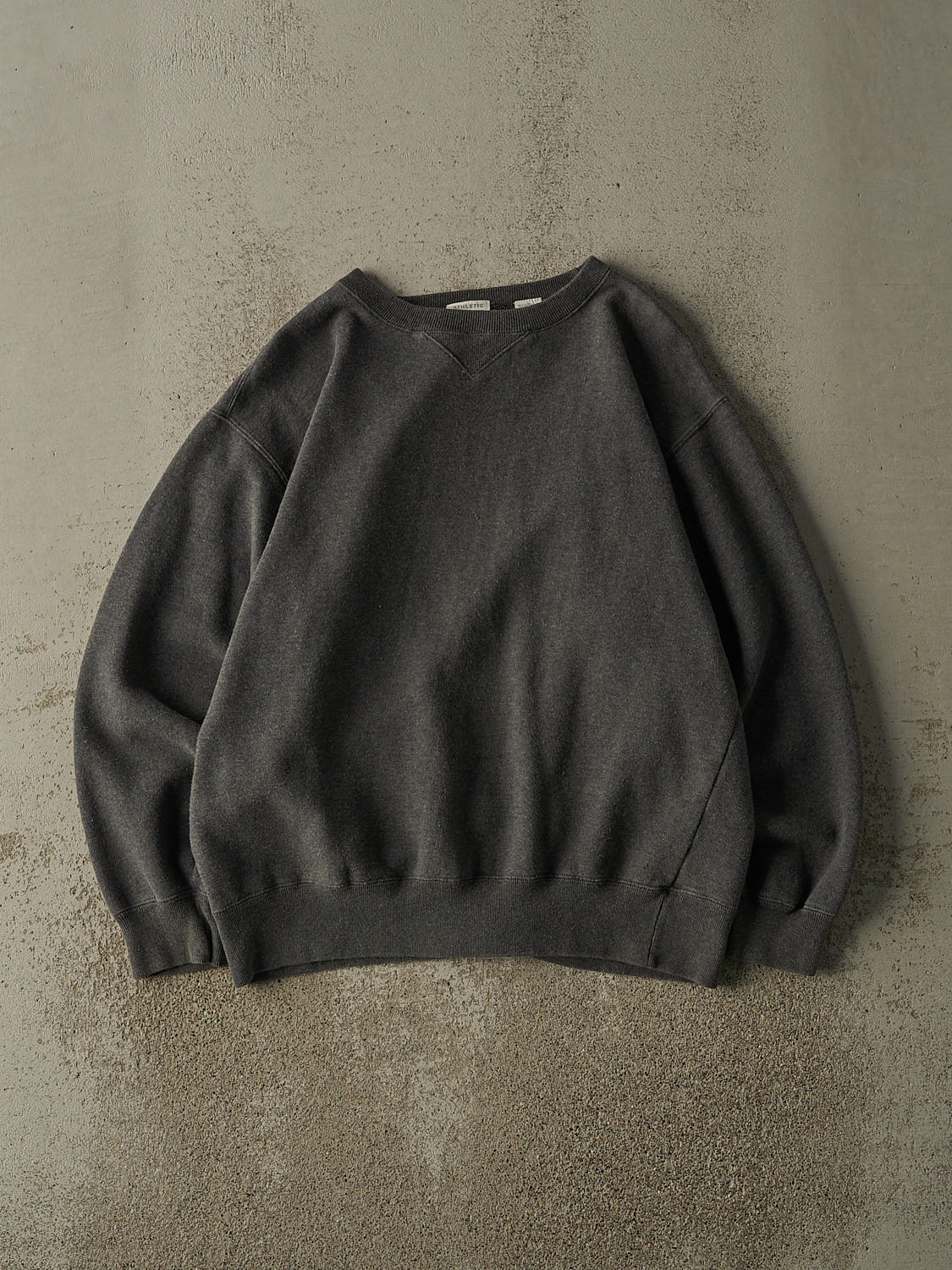 Vintage Y2K Charcoal Grey Gap Blank Crewneck (S/M)