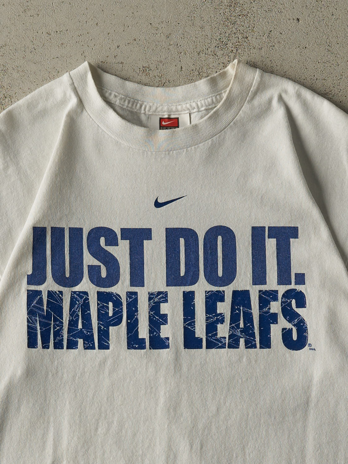 Vintage 90s White Toronto Maple Leafs Nike Swoosh Tee (M/L)