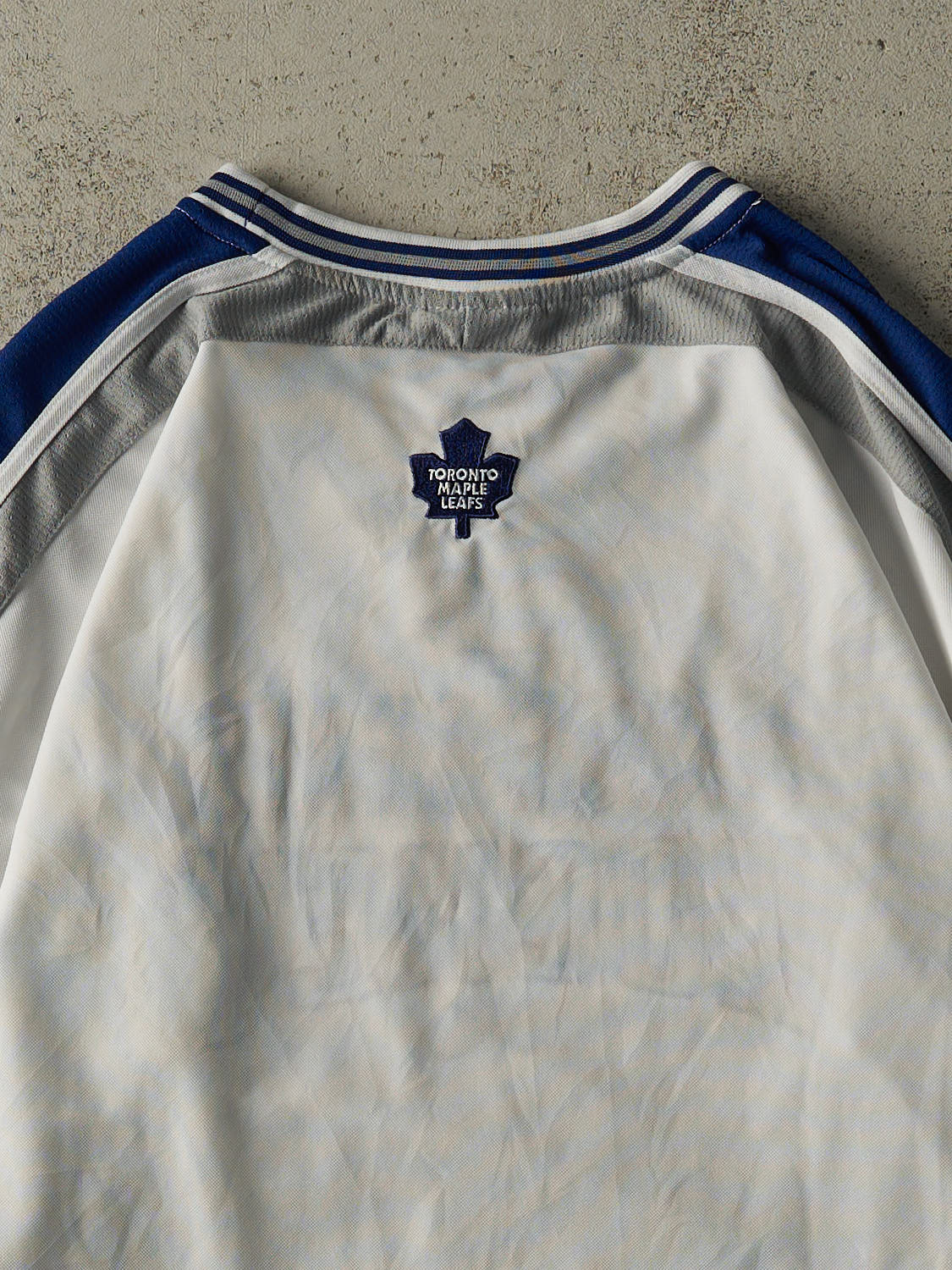 Vintage 90s White Toronto Maple Leafs Embroidered Jersey (XL/XXL)