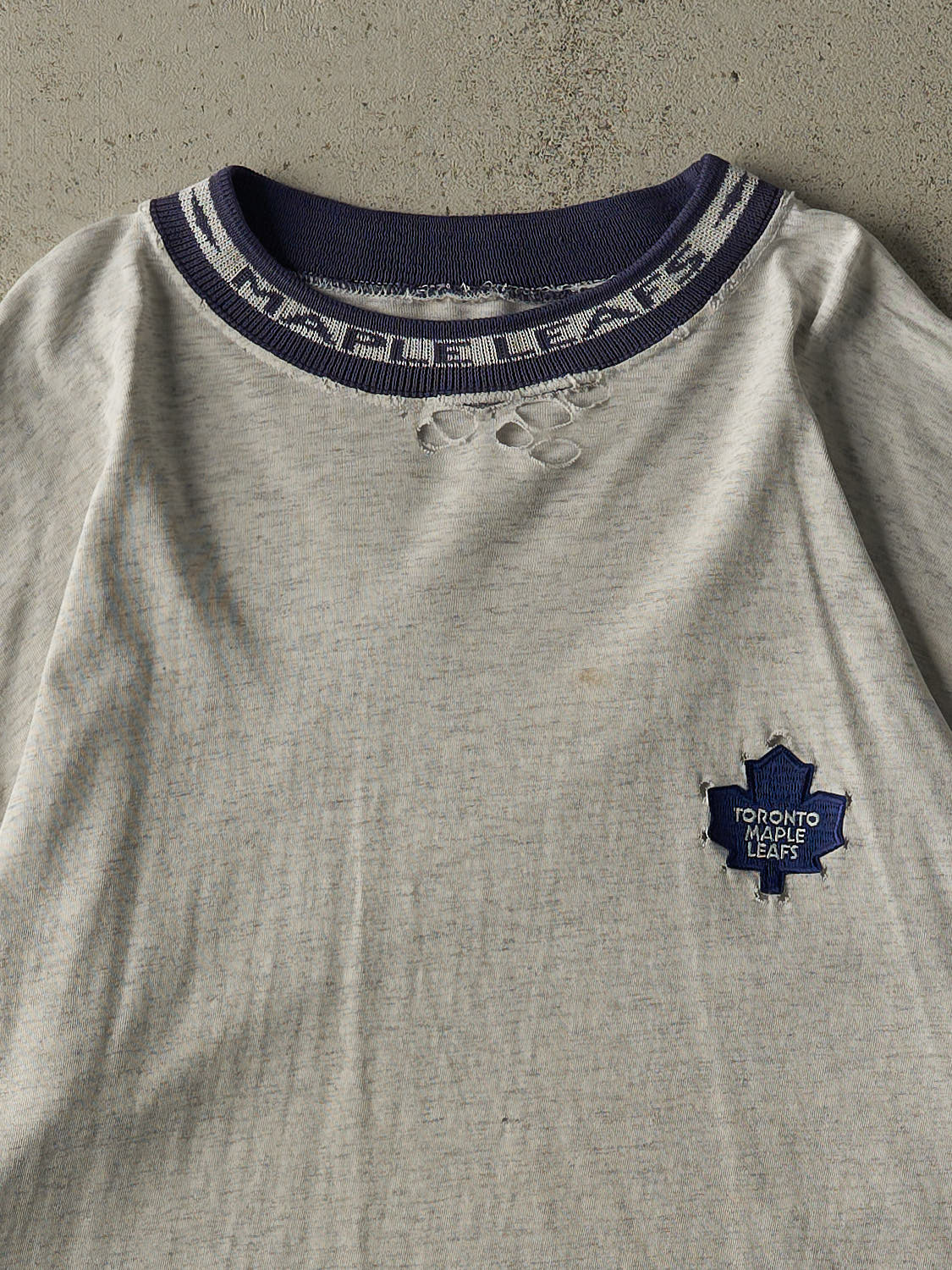 Vintage 90s Heather Grey Toronto Maple Leafs Embroidered Tee (XXL)