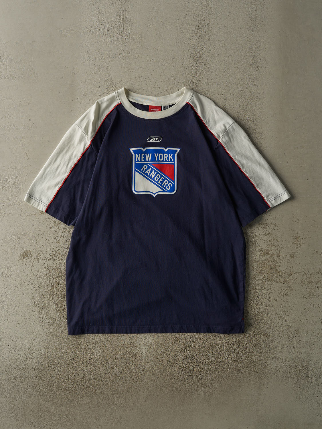 Vintage Y2K Navy Blue & White New York Rangers Tee (XL/XXL)