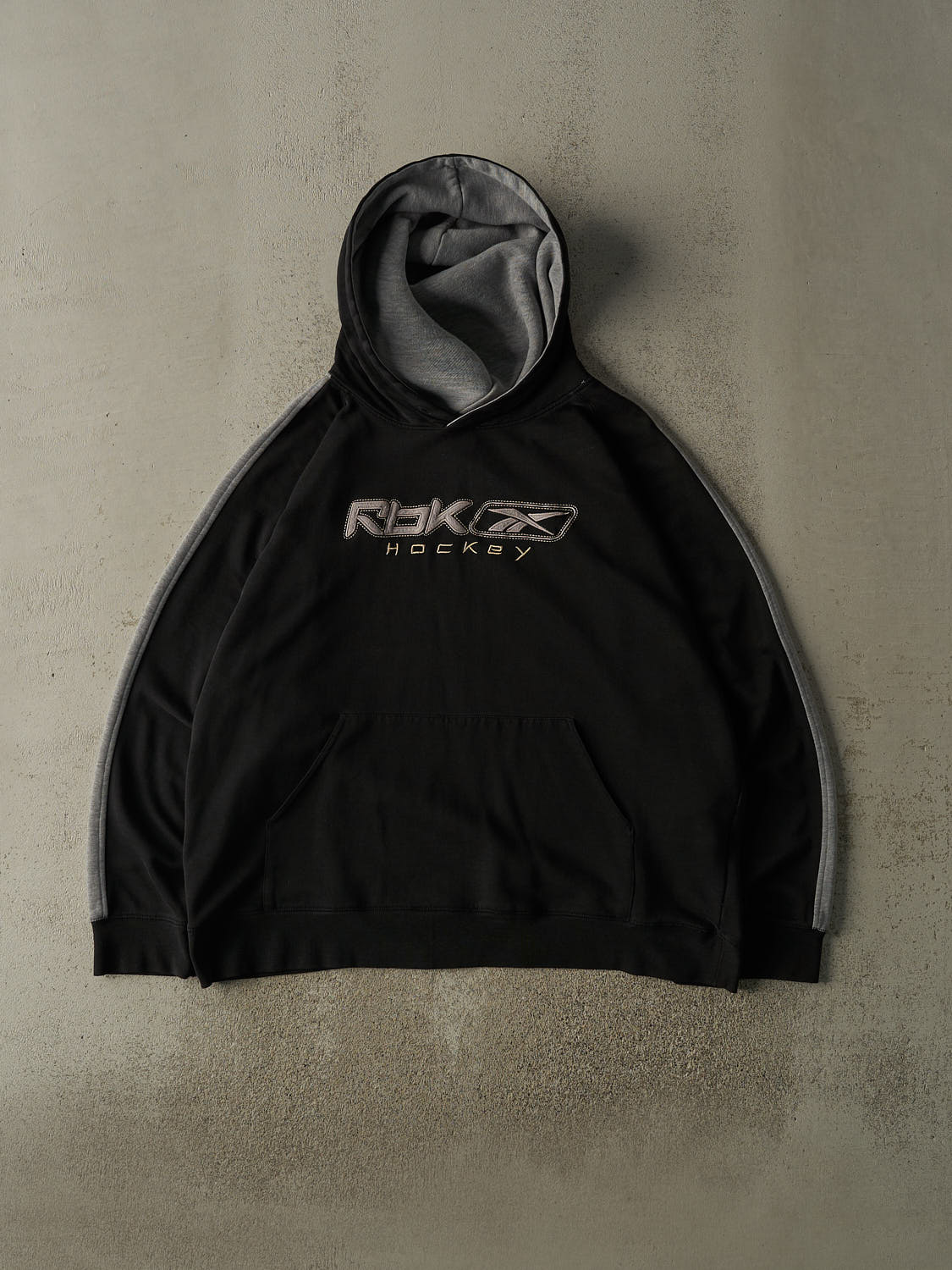 Vintage Y2K Black Reebok Hockey Embroidered Hoodie (XXL)