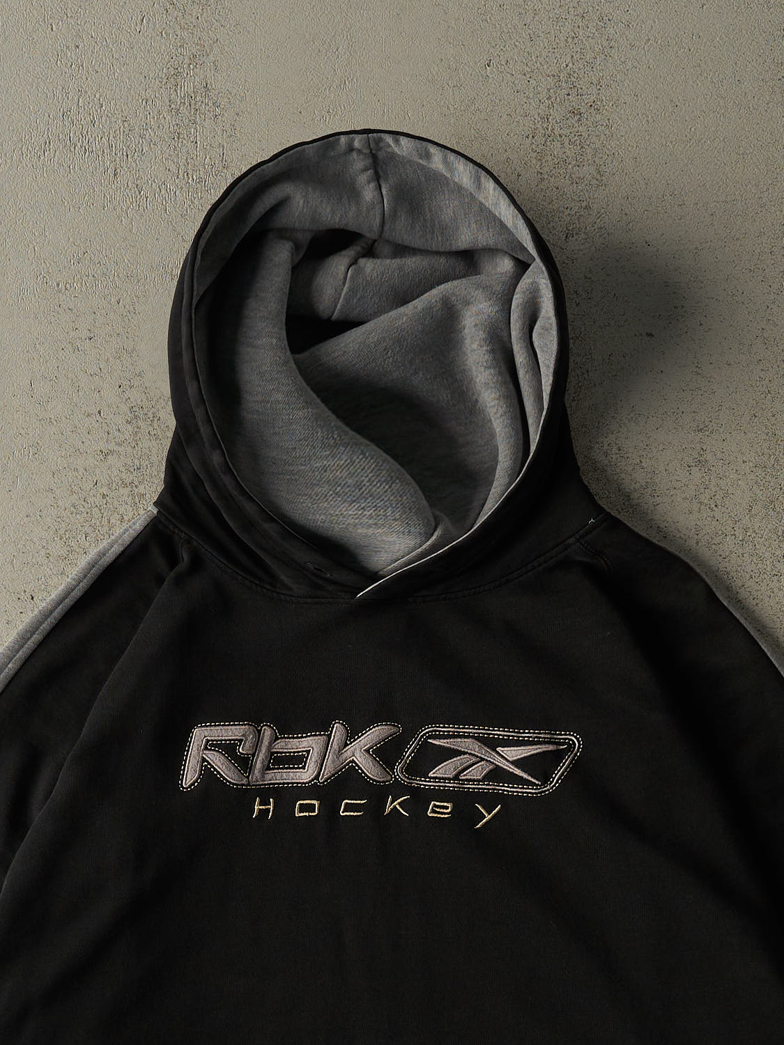 Vintage Y2K Black Reebok Hockey Embroidered Hoodie (XXL)