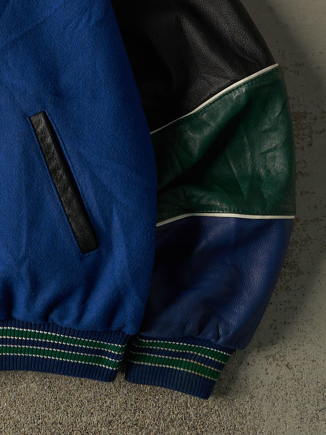 Vintage 90s Blue Vancouver Canucks Varsity Jacket (XL)