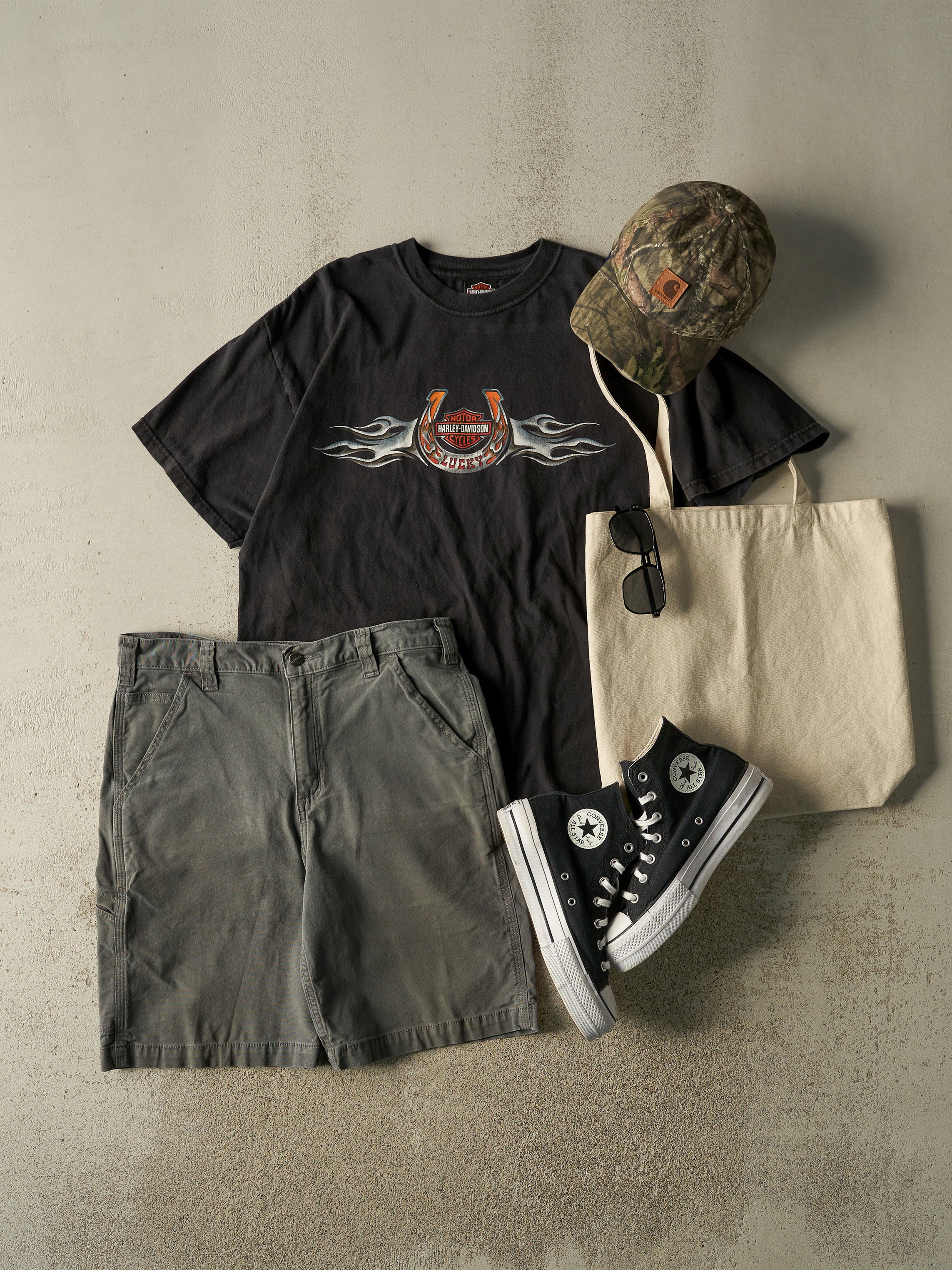 Vintage 07' Black Harley Davidson Winnipeg Tee (L)