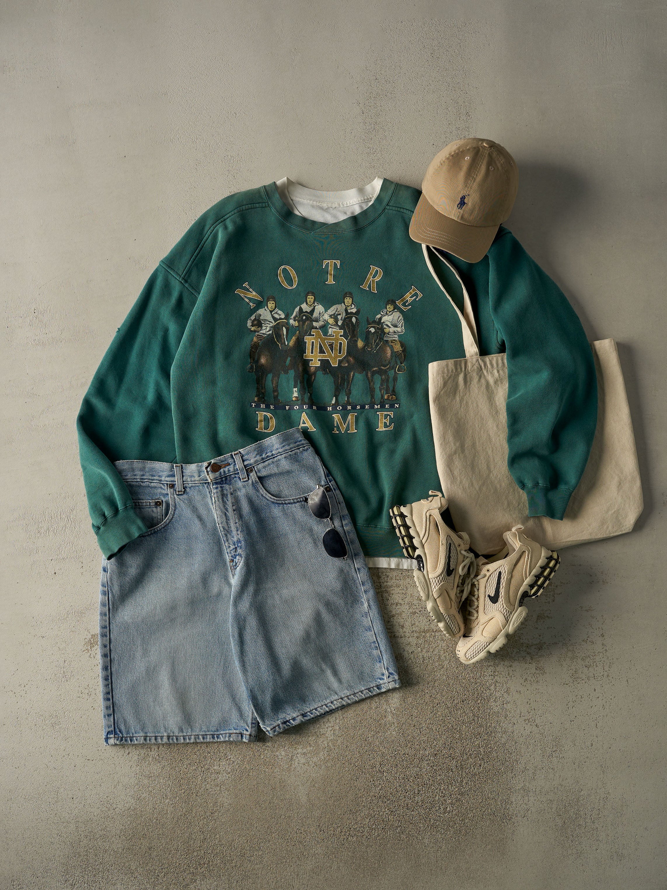 Vintage 90s Green University of Notre Dame Fighting Irish Crewneck (XL/XXL)