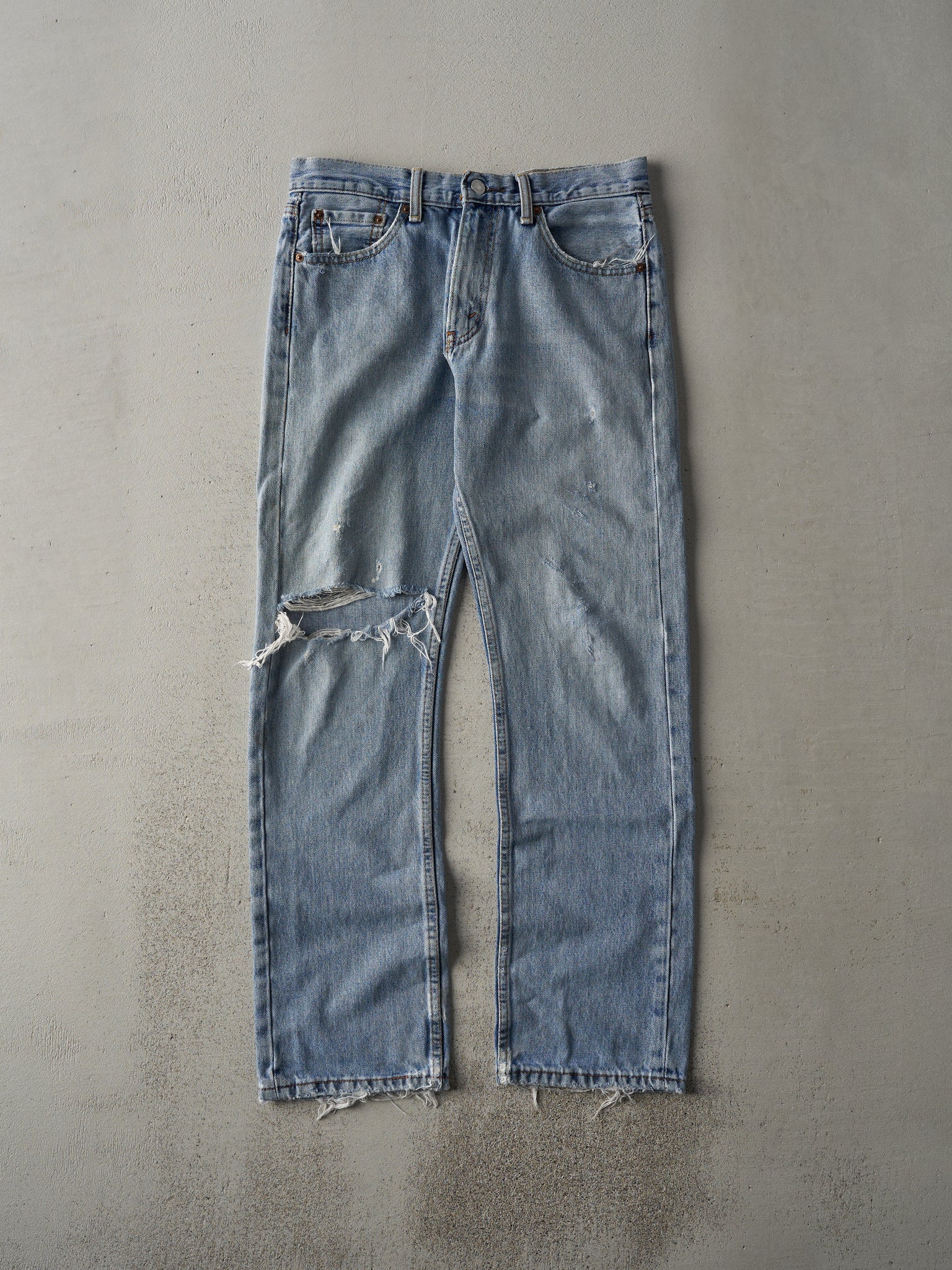 Vintage Y2K Light Wash Levi's 505 Jeans (30x29.5)