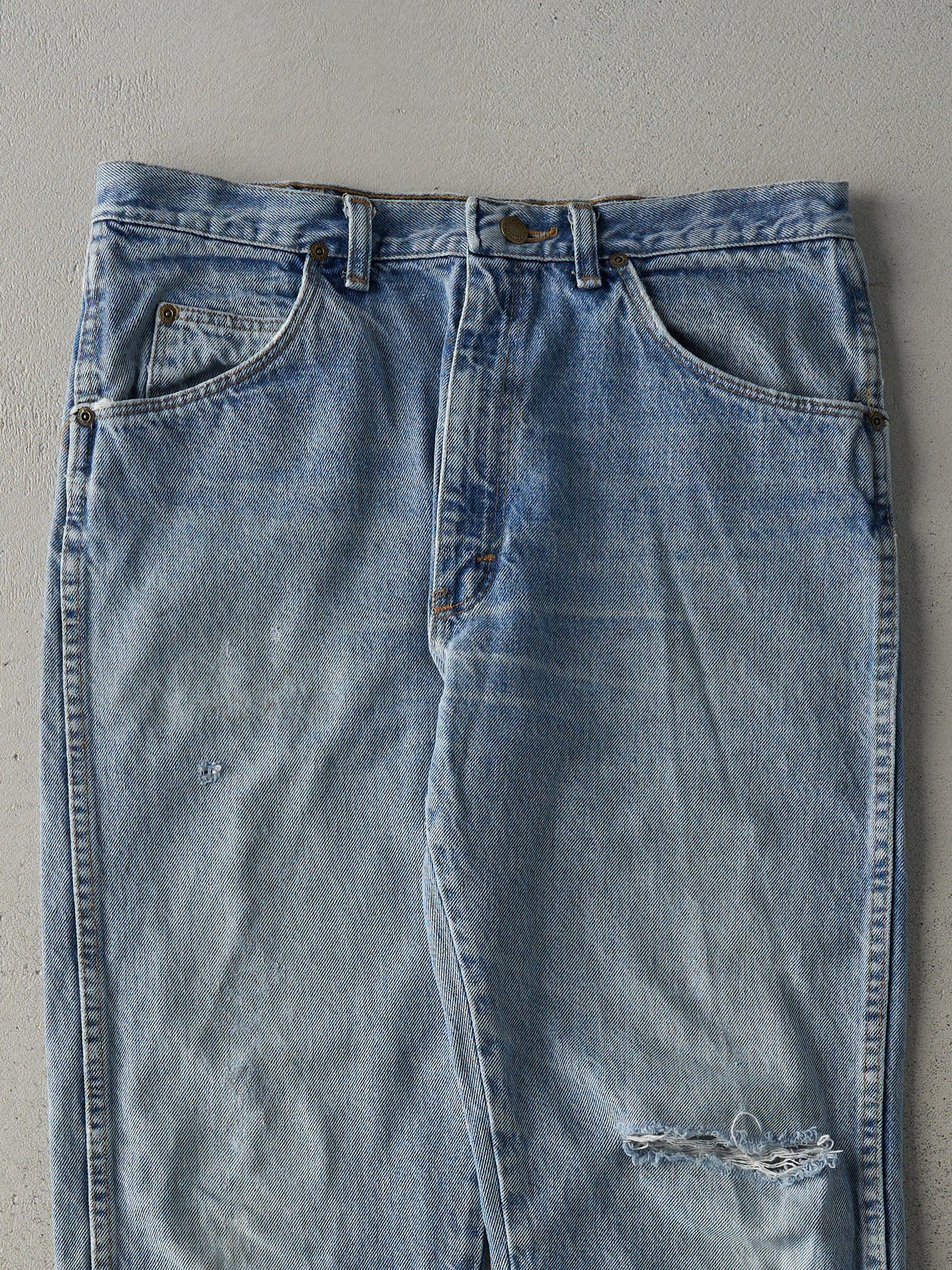 Vintage 90s Light Wash Wrangler Jeans (33x30.5)