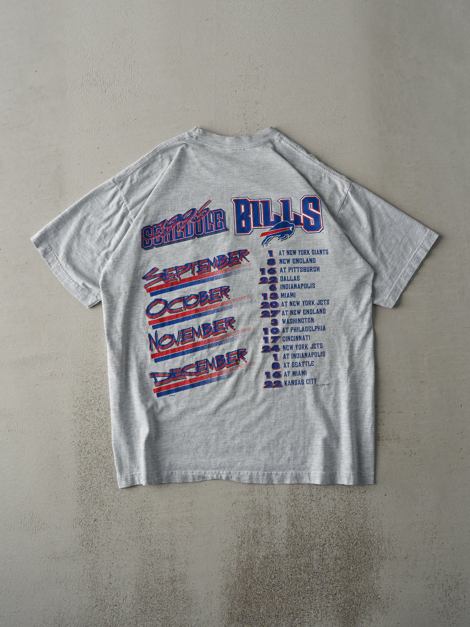 Vintage 96' Heather Grey RARE Buffalo Bills Tee (M)