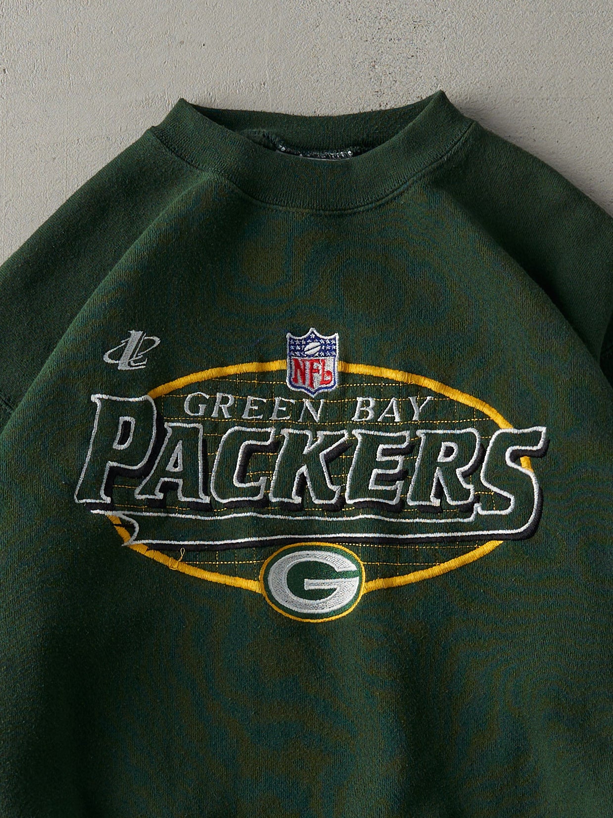 Vintage 90s Forest Green Green Bay Packers Embroidered Crewneck (M)