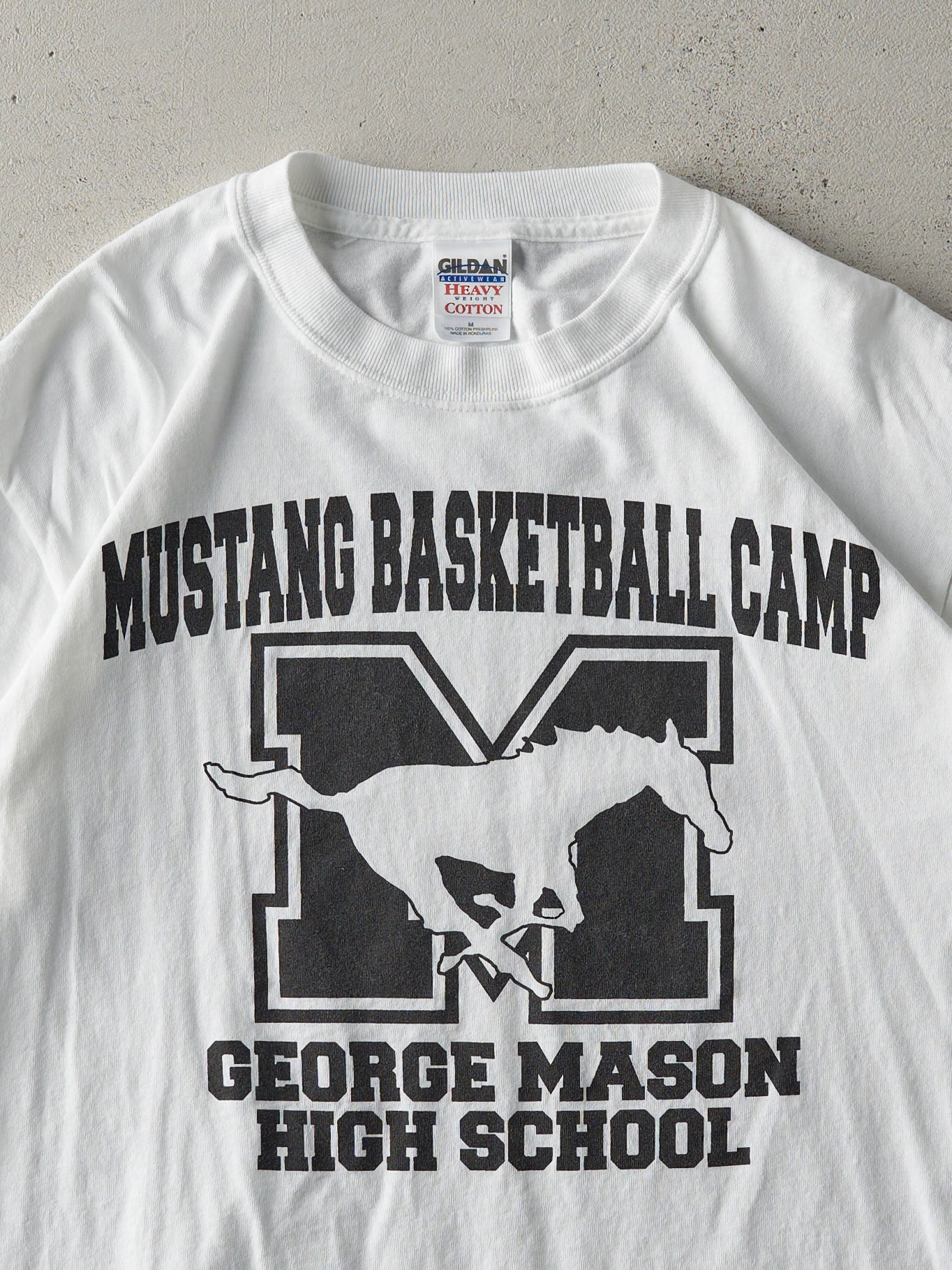 Vintage Y2K White Mustang Basketball Camp Tee (M)