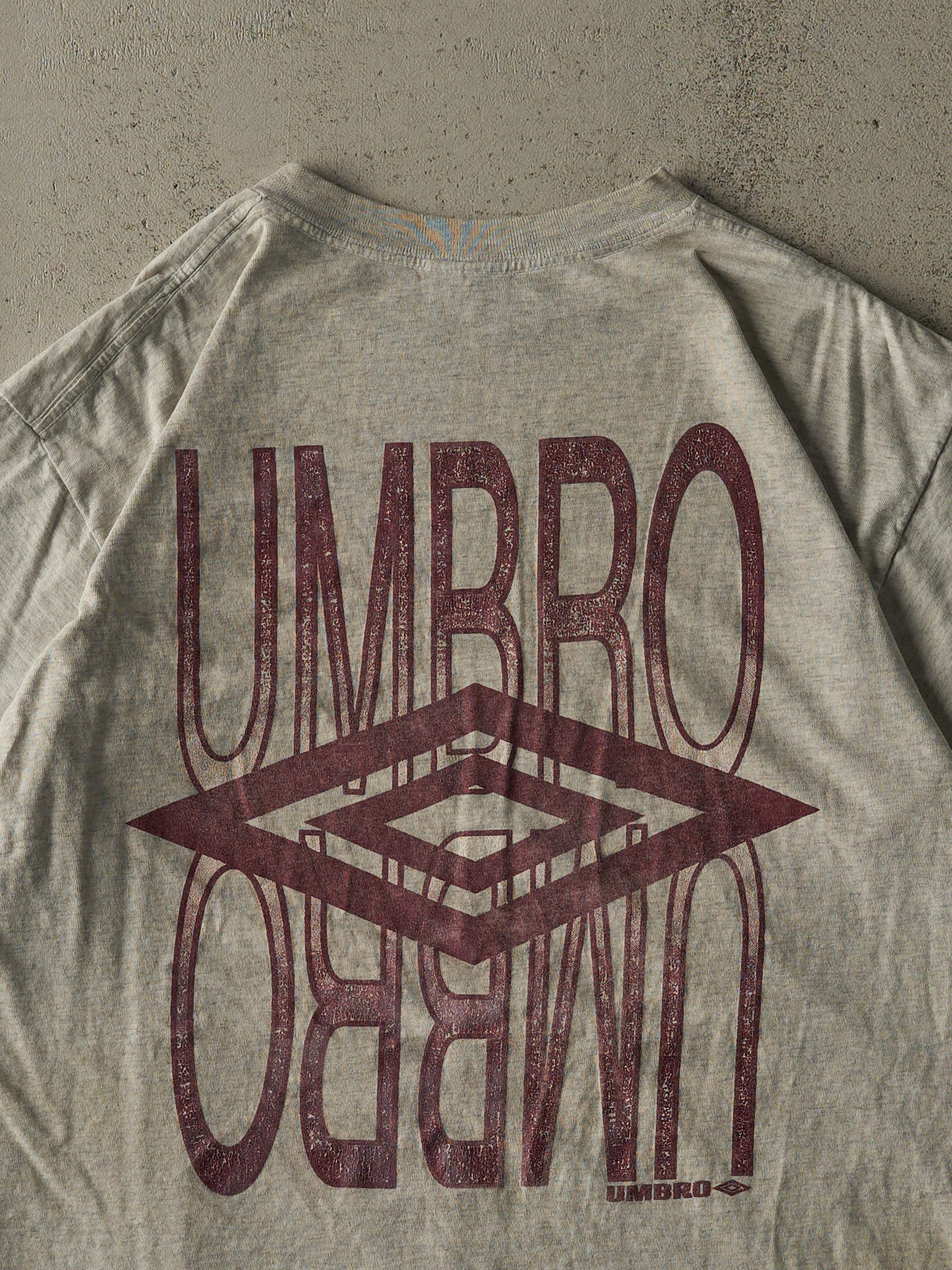 Vintage 90s Heather Grey Umbro Logo Single Stitch Tee (L/XL)
