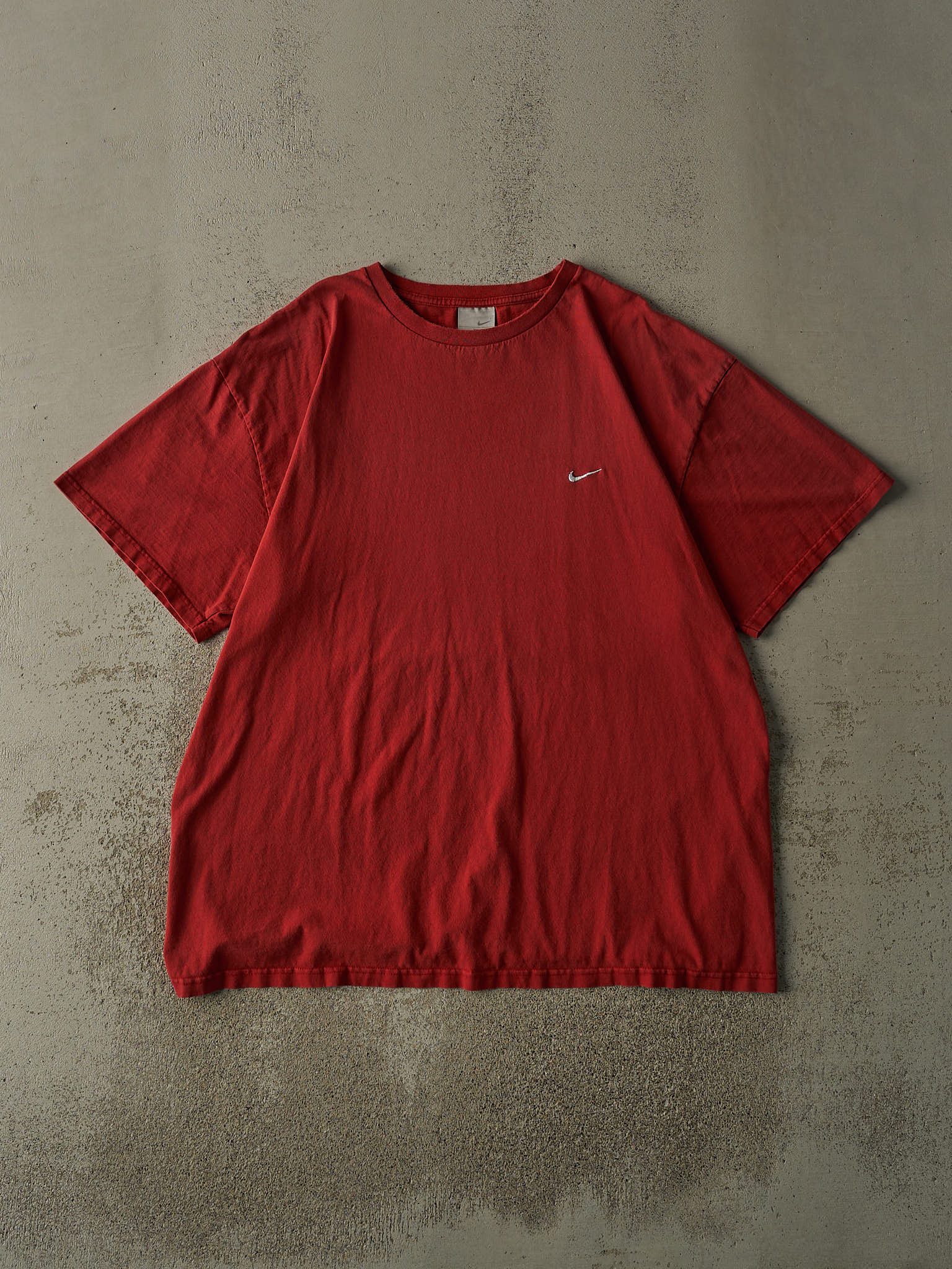 Vintage Y2K Red Nike Embroidered Swoosh Tee (XL/XXL)