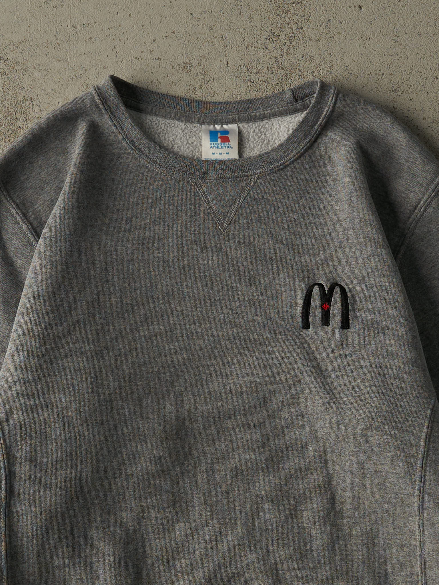 Vintage Y2K Grey McDonalds Embroidered Russell Athletic Crewneck (S/M)