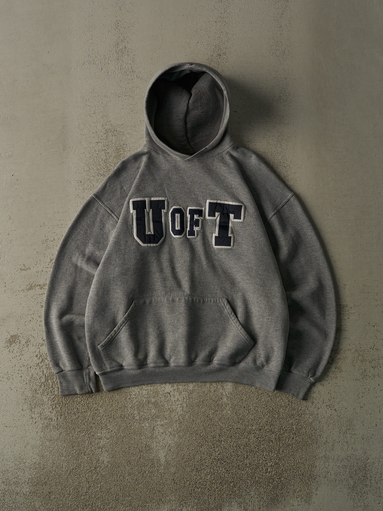 Vintage 90s Grey University of Toronto Russell Athletic Hoodie (M/L)