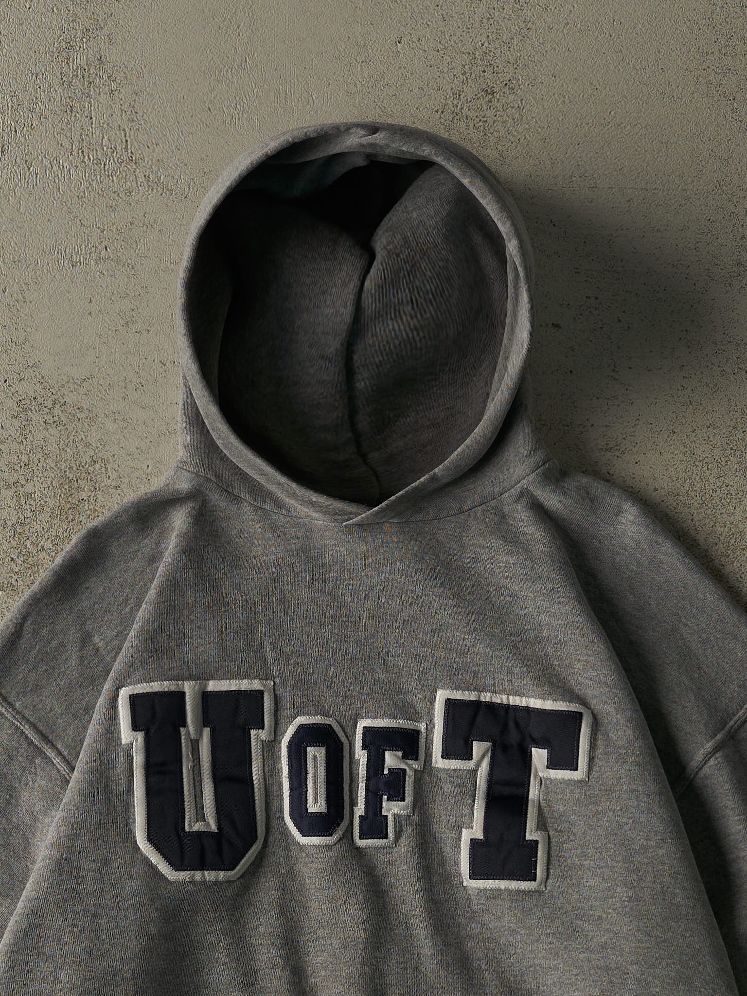 Vintage 90s Grey University of Toronto Russell Athletic Hoodie (M/L)