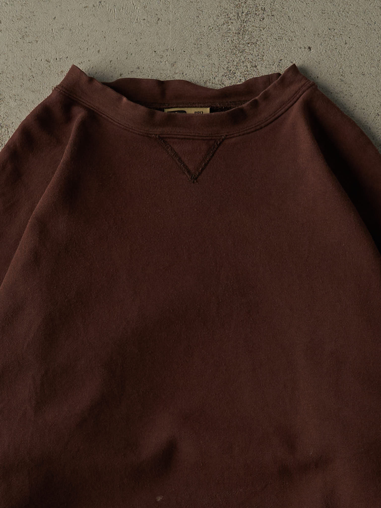 Vintage Y2K Sun Faded Brown Russell Athletic Blank Crewneck (XXL)