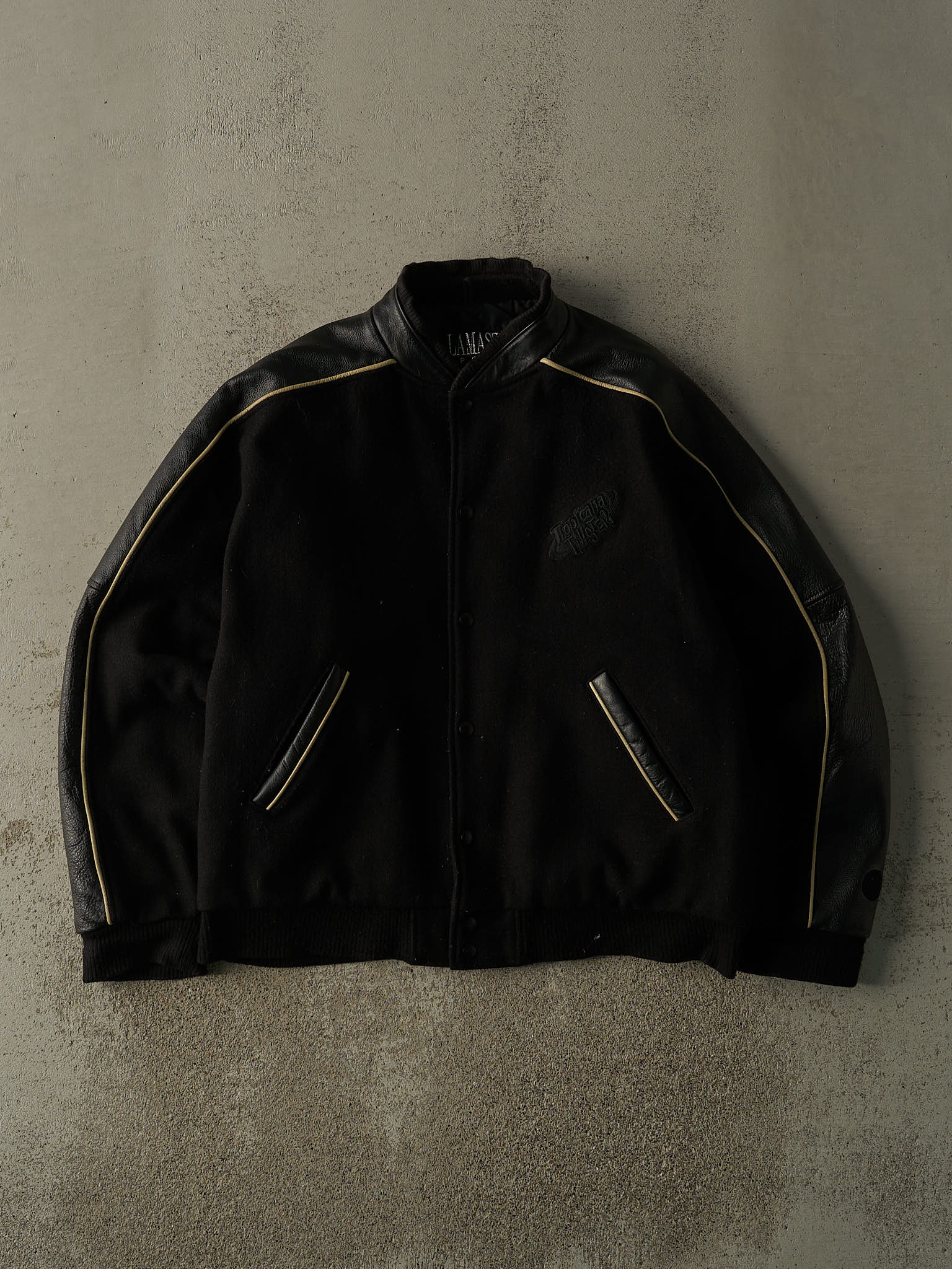 Vintage Y2K Black Embroidered Button Up Jacket (L/XL)