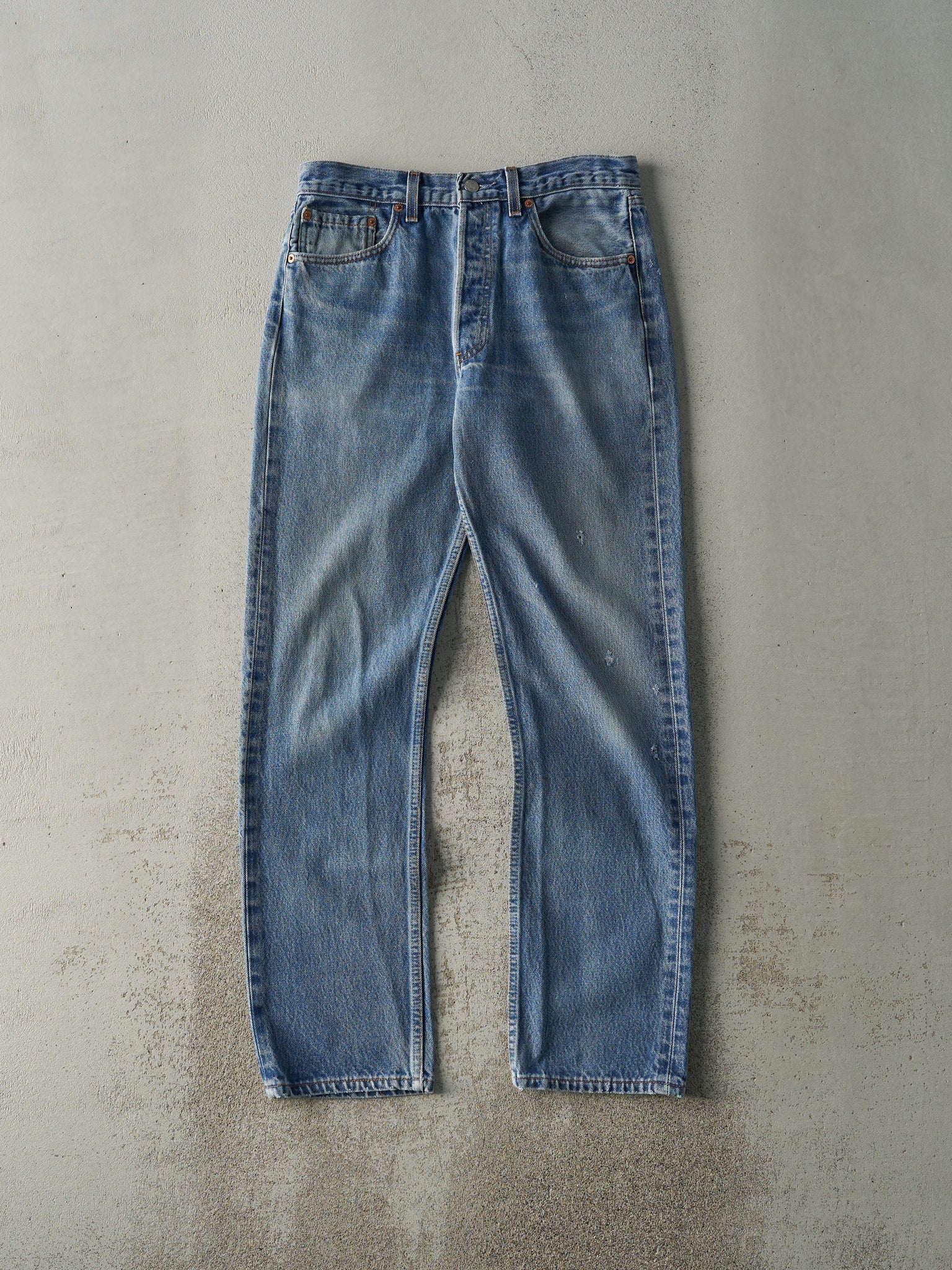 Vintage 90s Light Wash Levi's 501 Jeans (31x31.5)